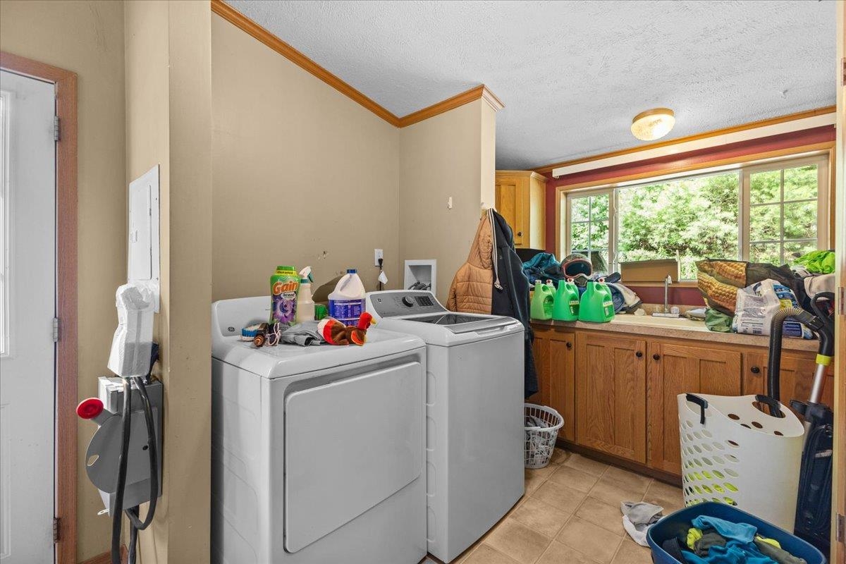 525 Christmas Lane Property Photo 38