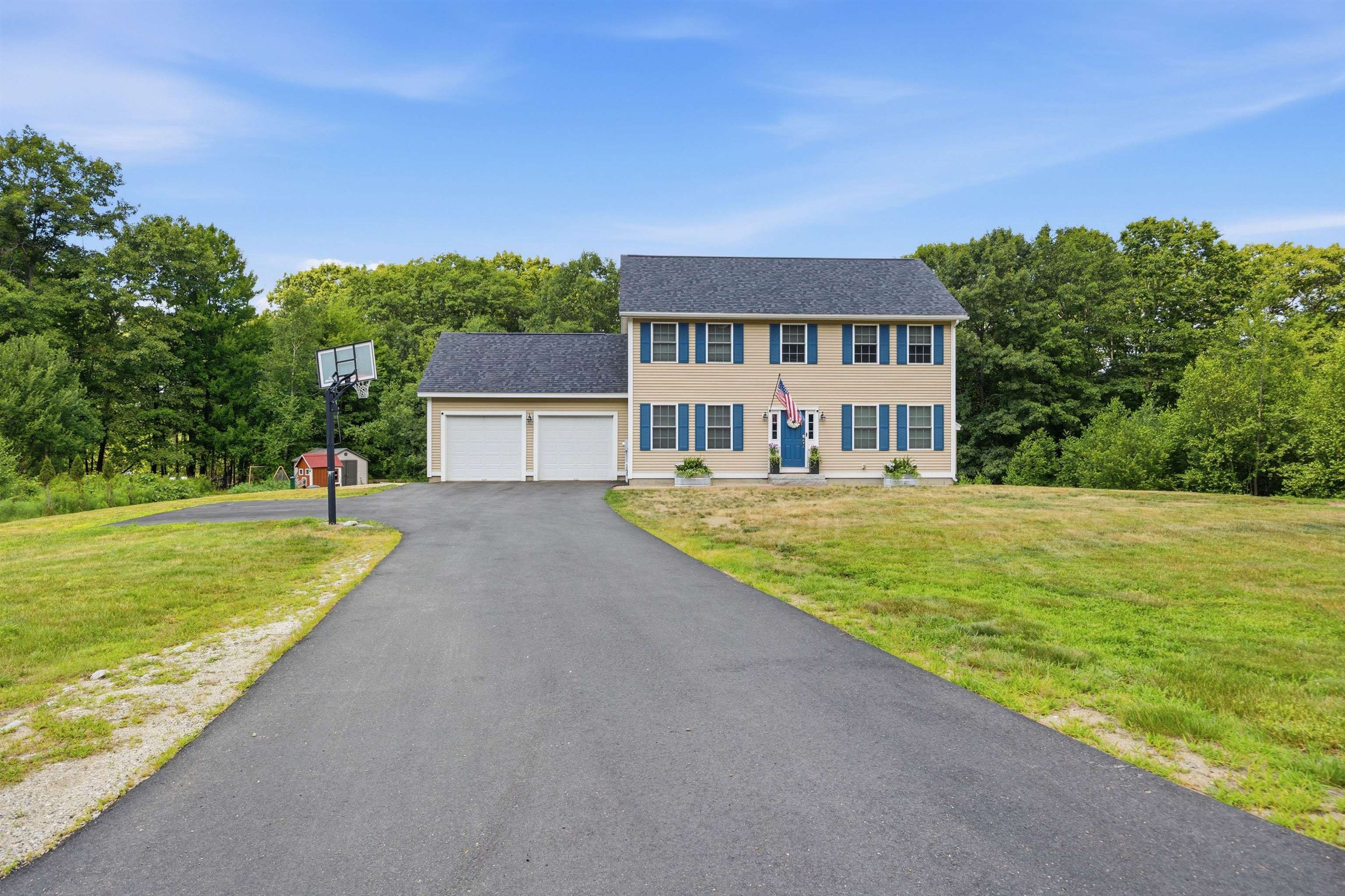 34 Dunbarton Center Road