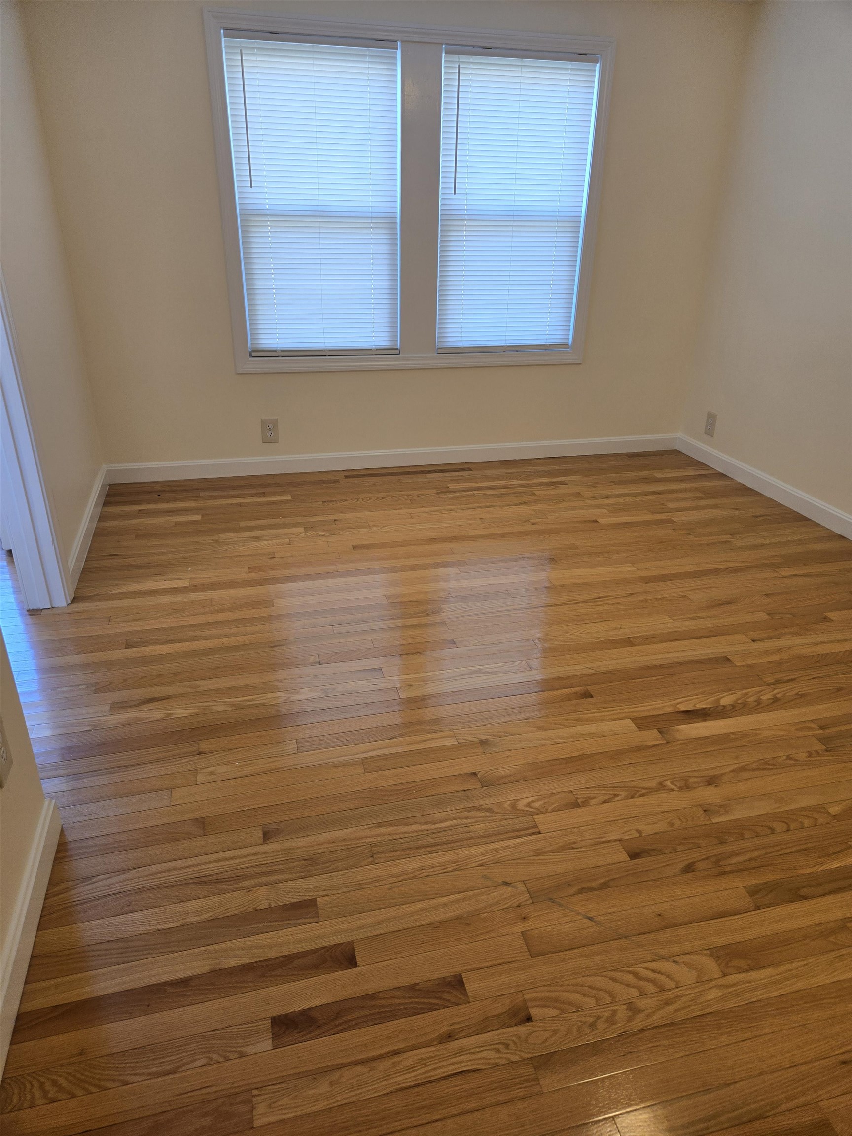 12 E Side Drive Property Photo 13