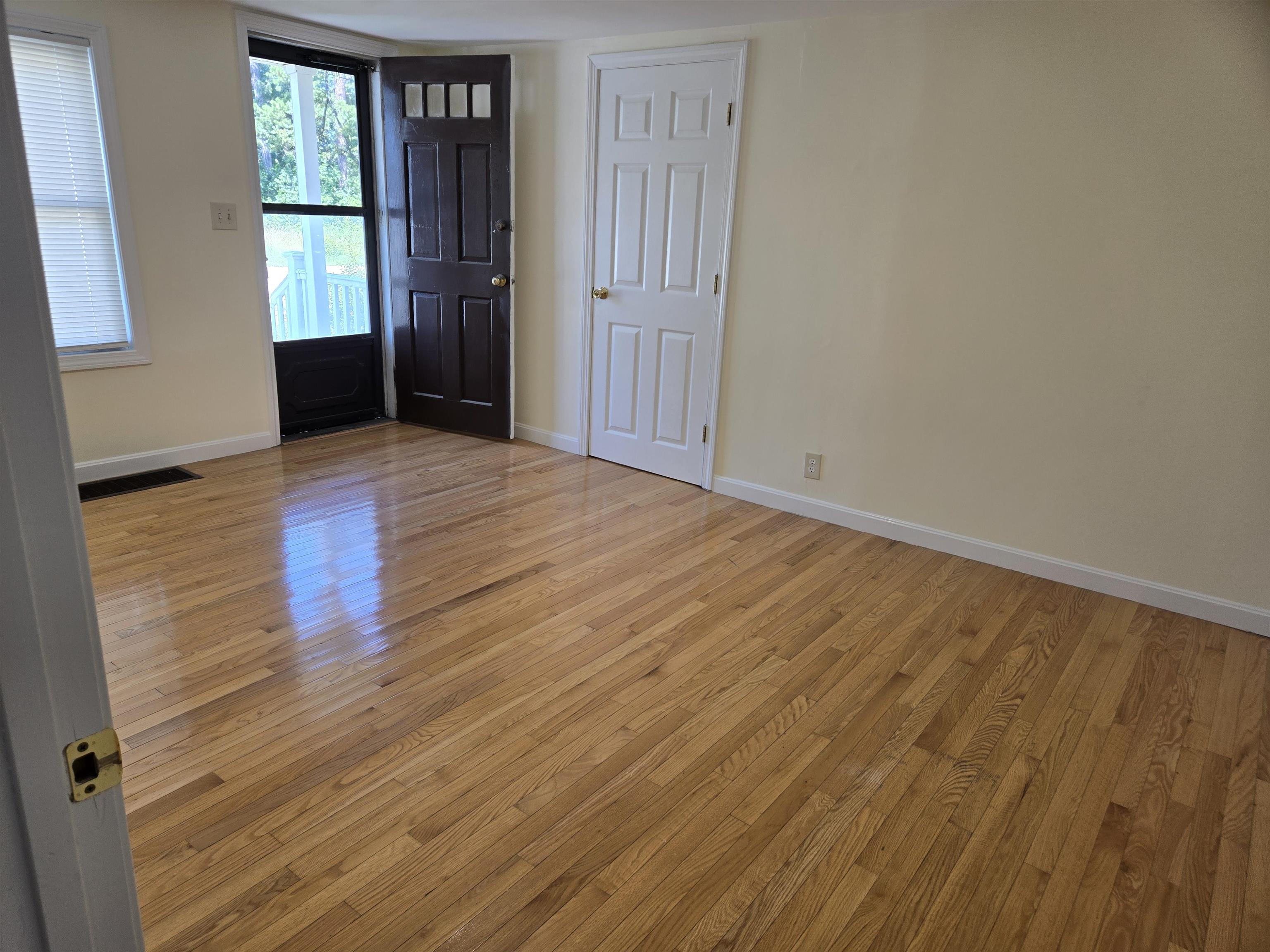 12 E Side Drive Property Photo 15