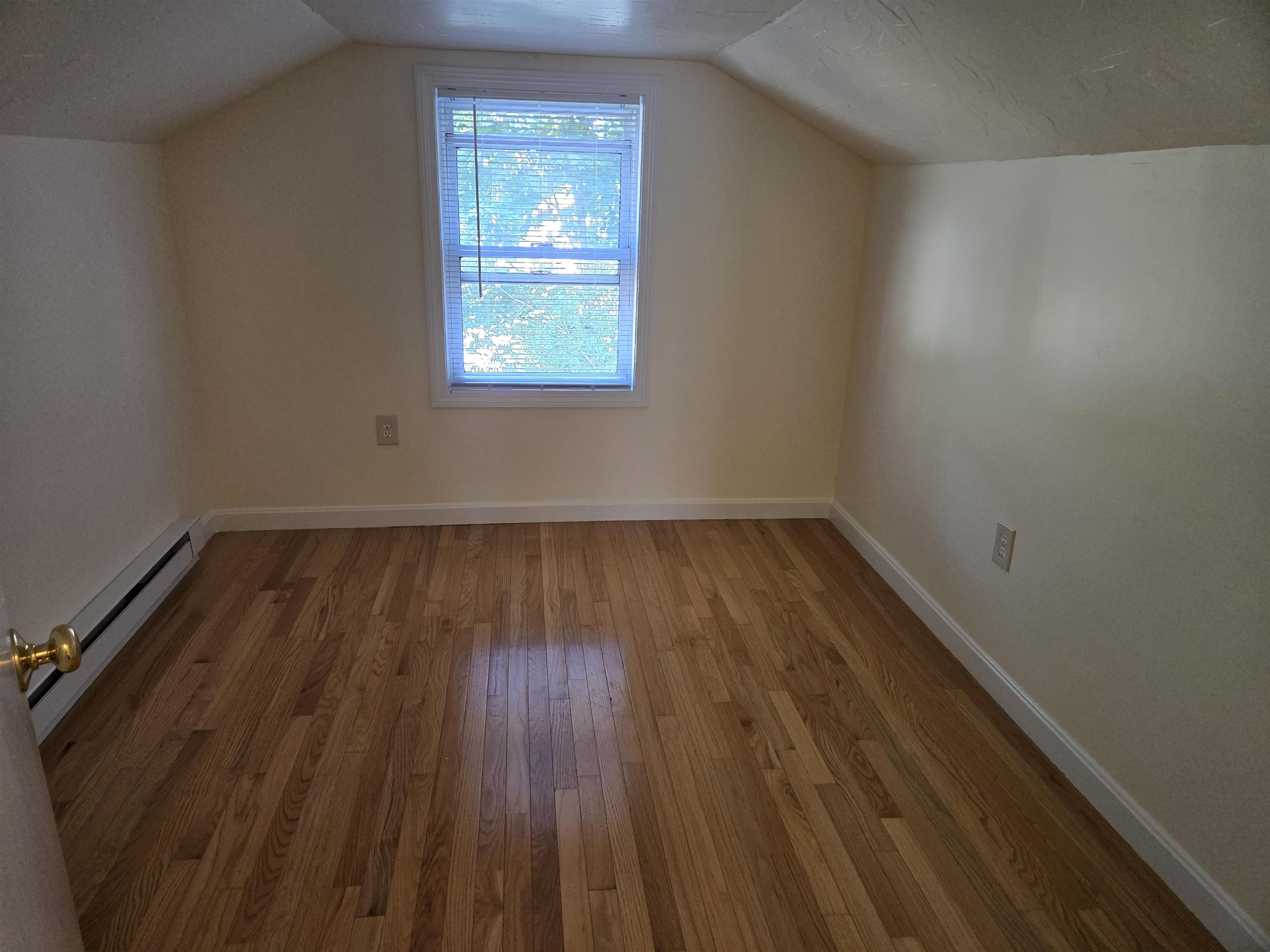12 E Side Drive Property Photo 22