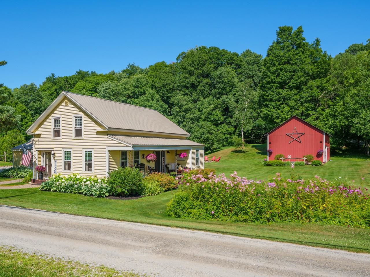 8 Dumas Road Property Photo 1