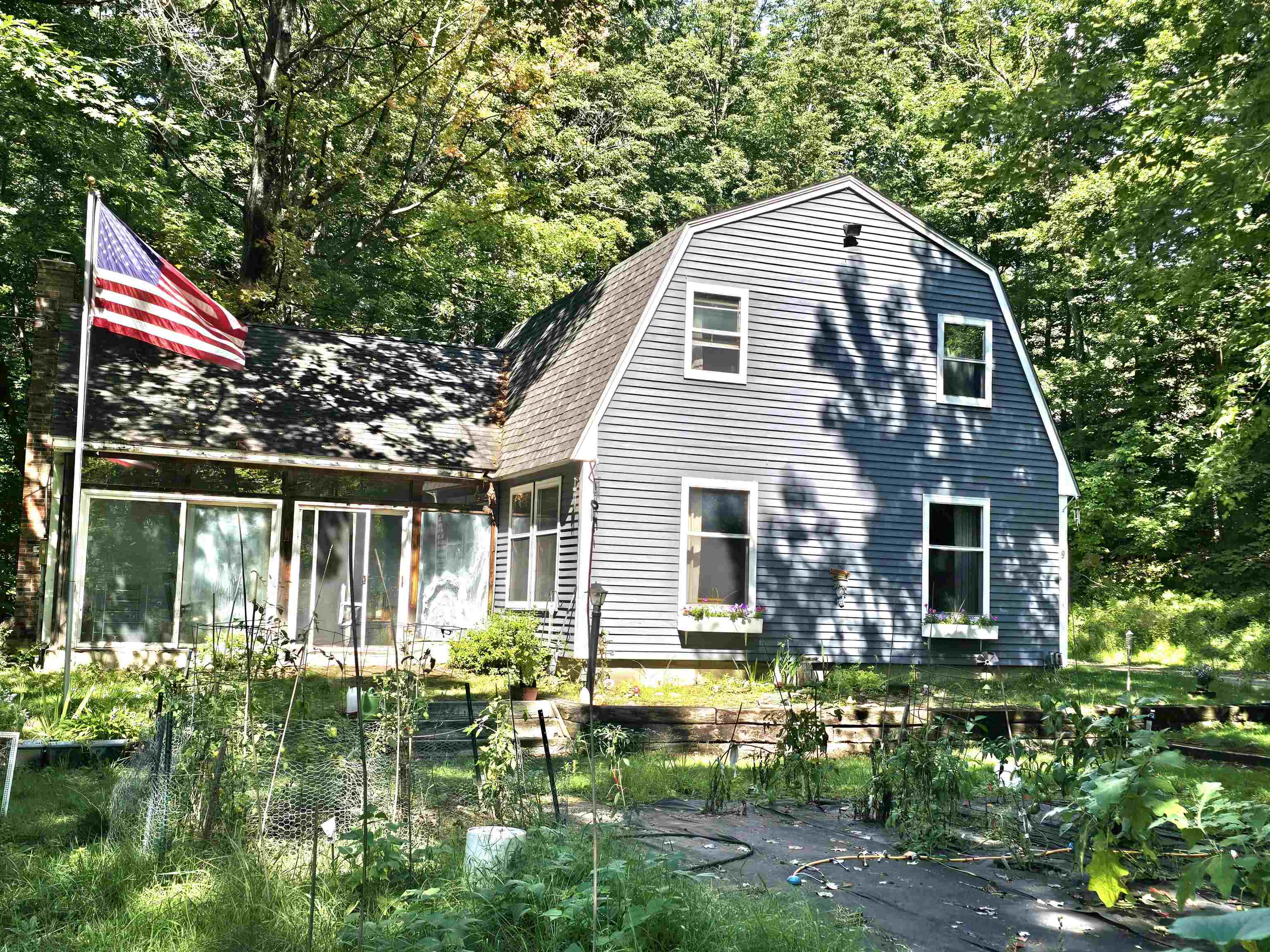 9 Burdett Road Property Photo 1