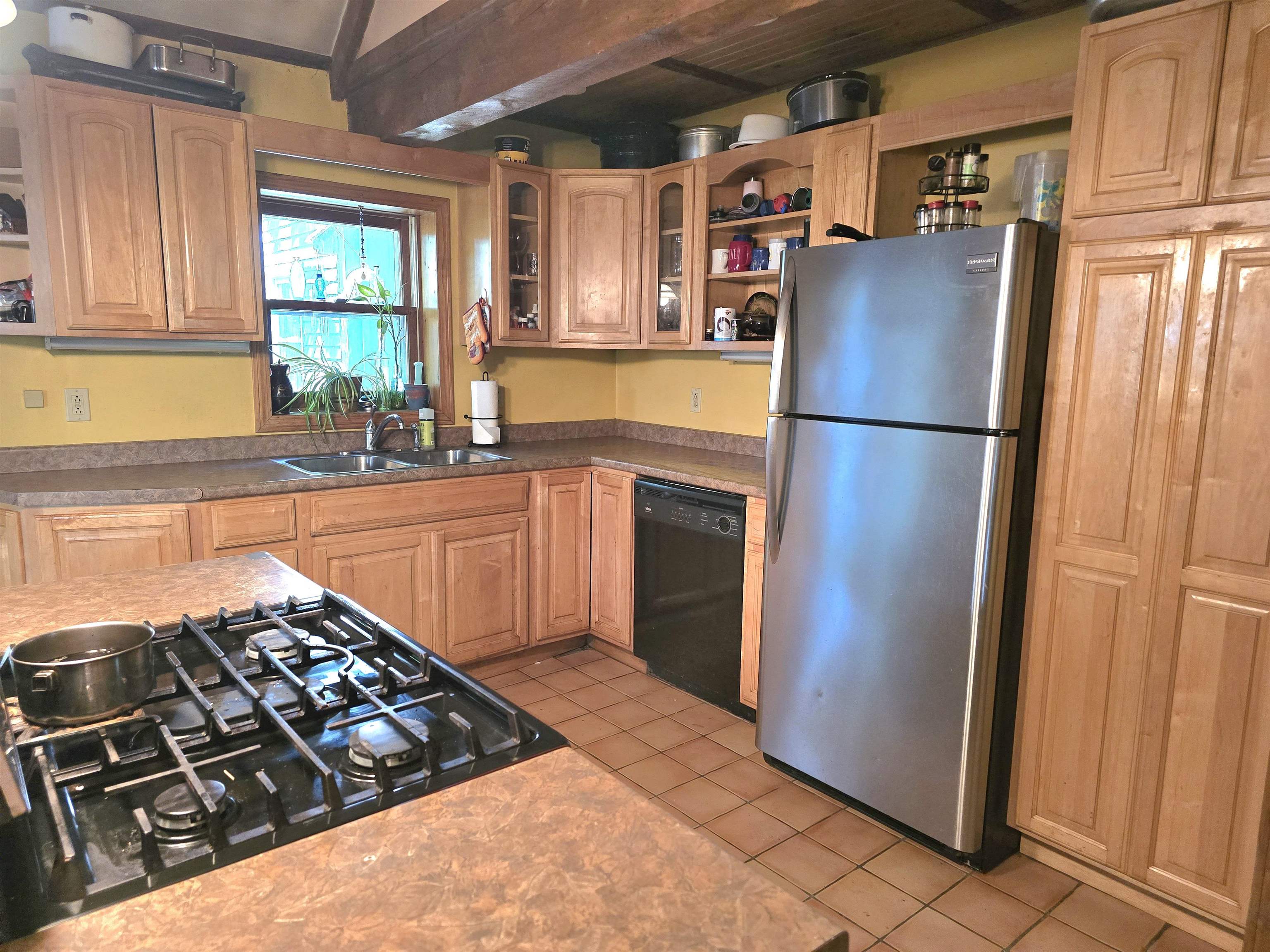 9 Burdett Road Property Photo 10