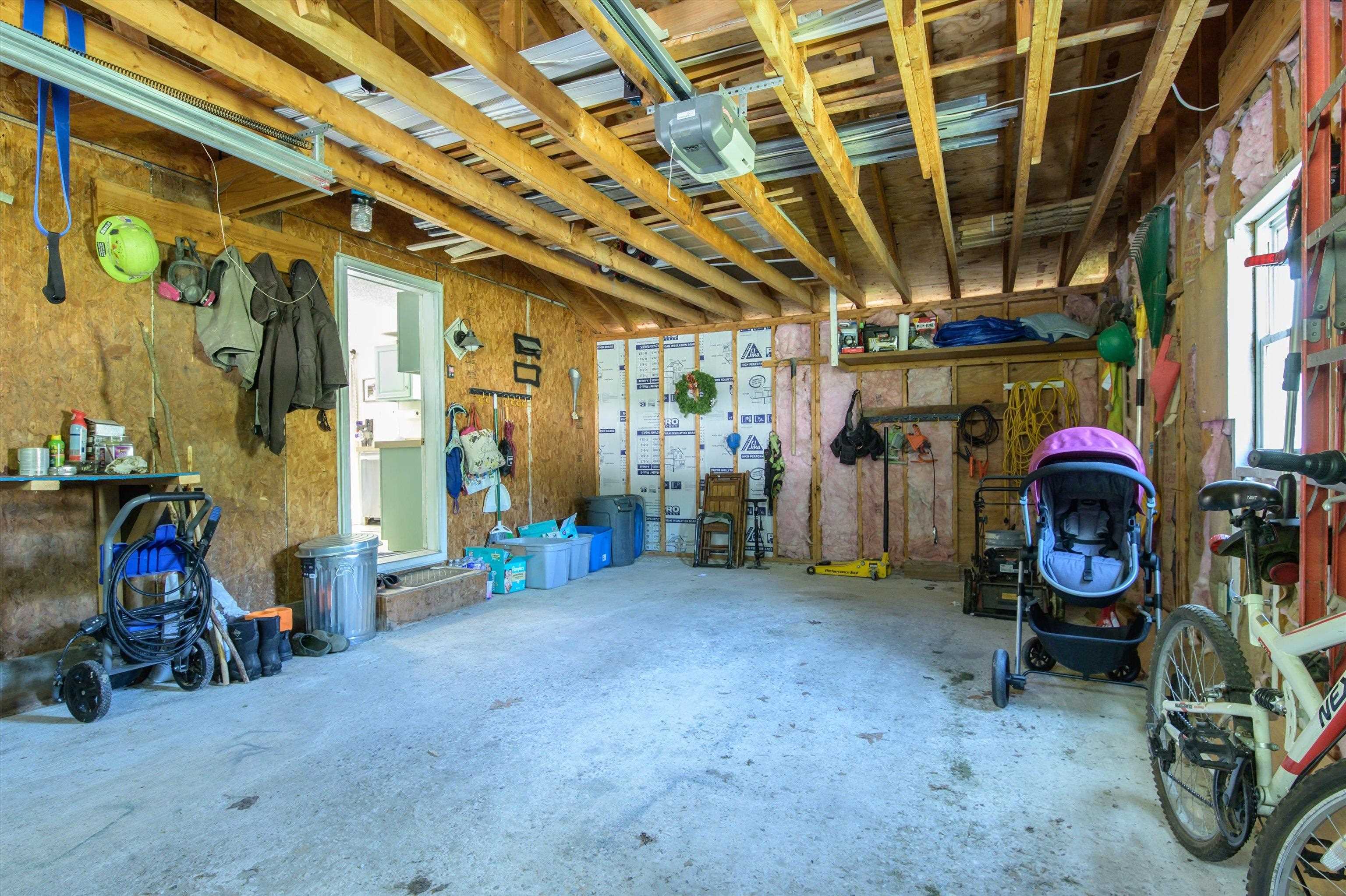 15 Stone Ridge Drive Property Photo 29