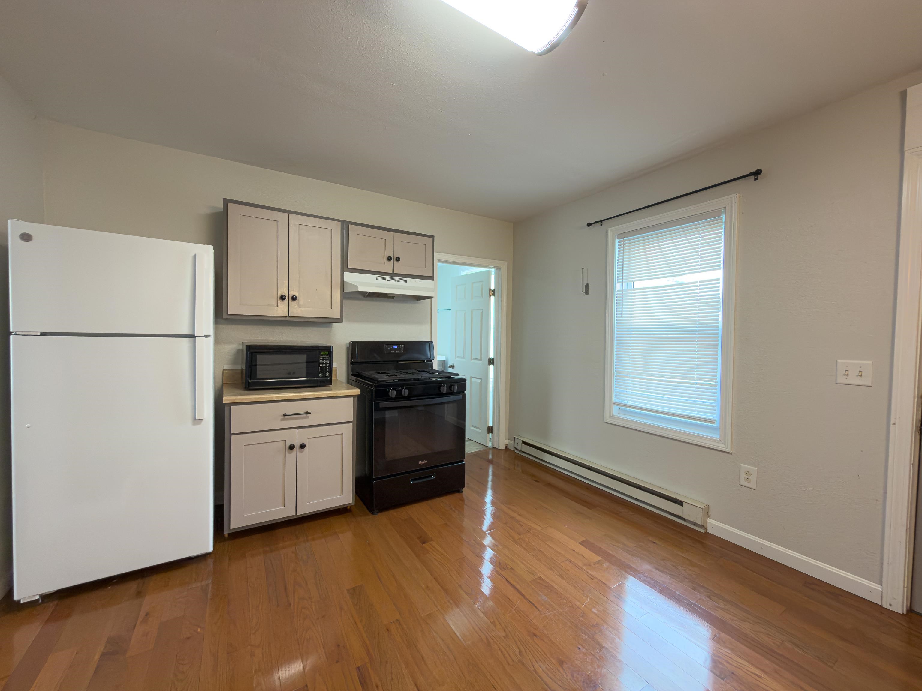 31-33 Saranac Street Property Photo 5