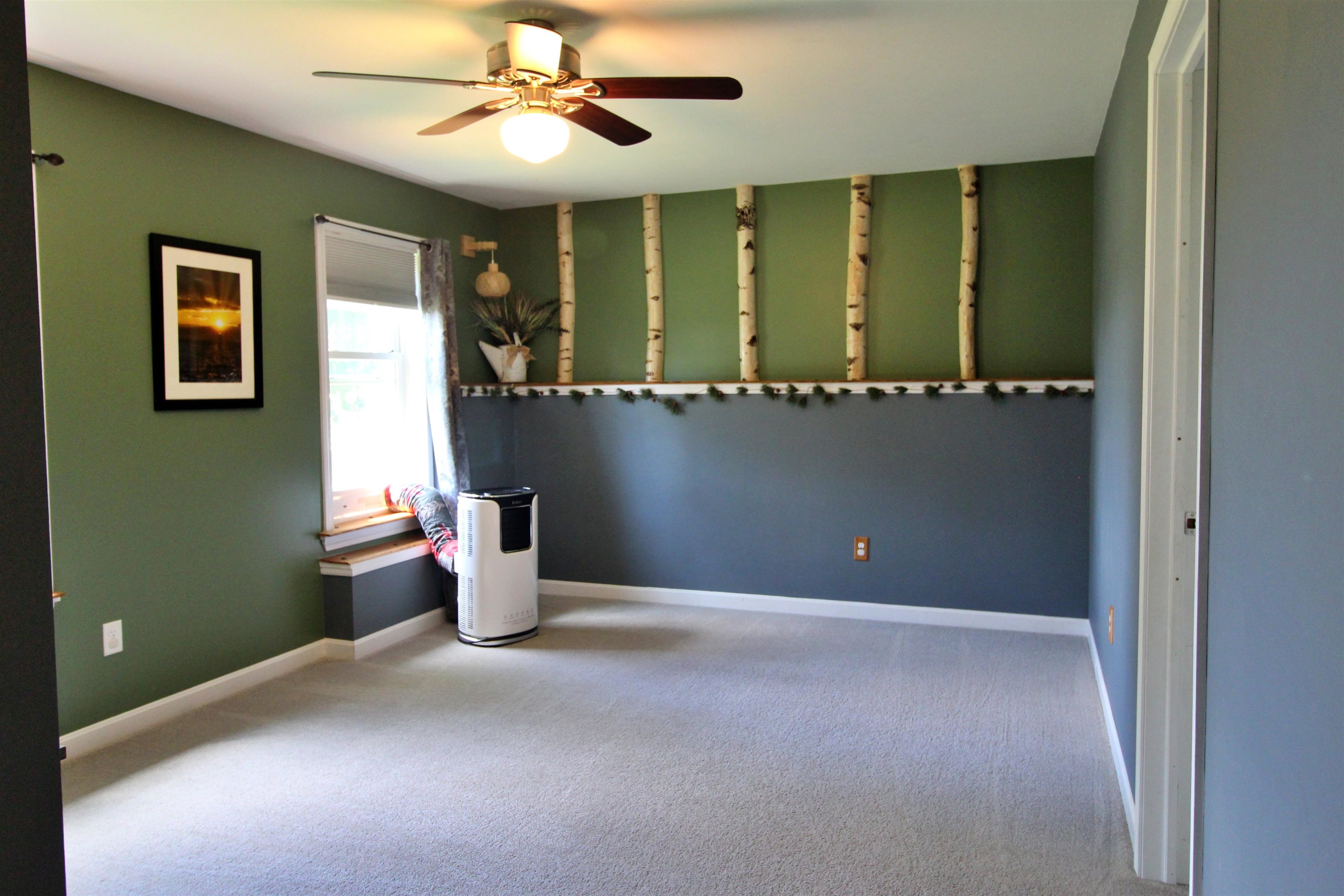 387 St. Albans Road Property Photo 8