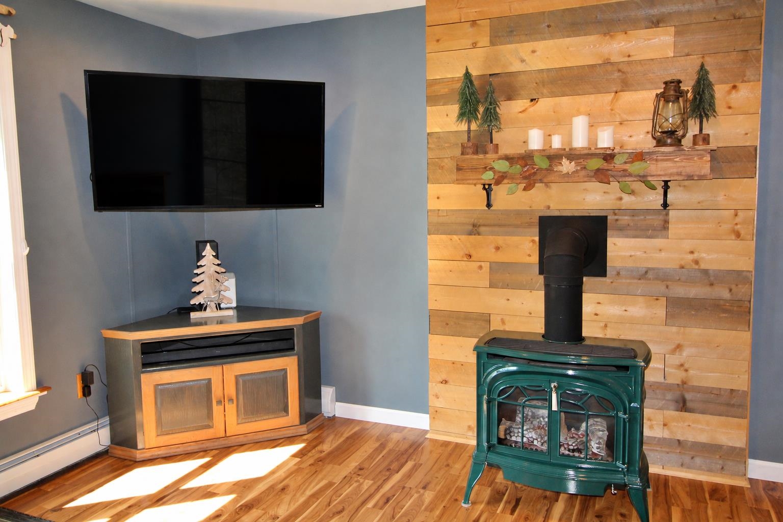 387 St. Albans Road Property Photo 19