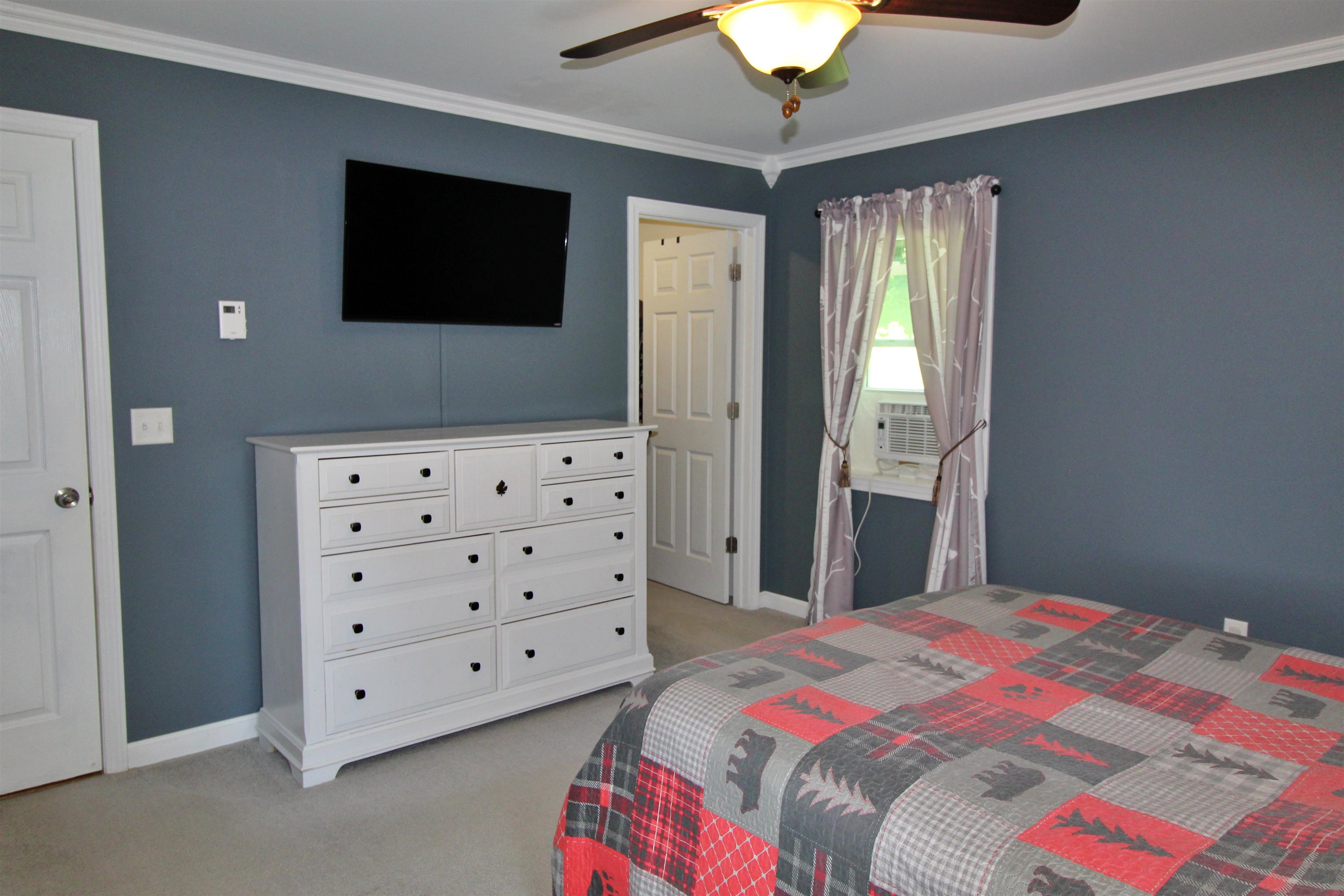 387 St. Albans Road Property Photo 35
