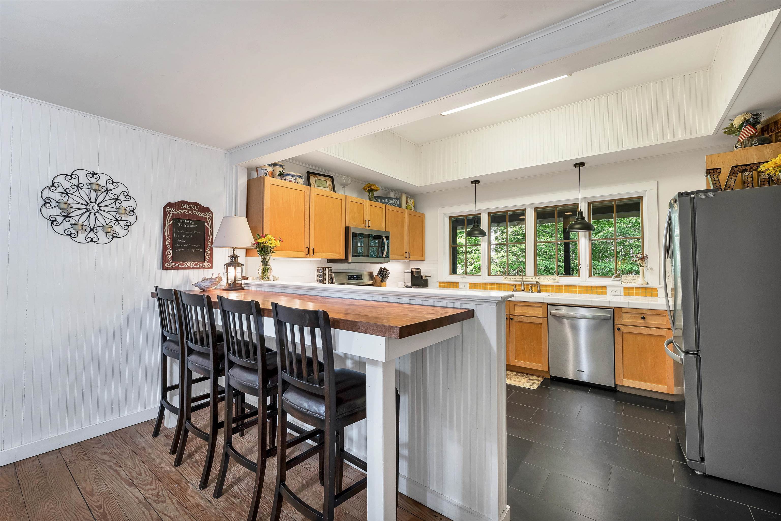 2 Kehonka Hill Road Property Photo 5