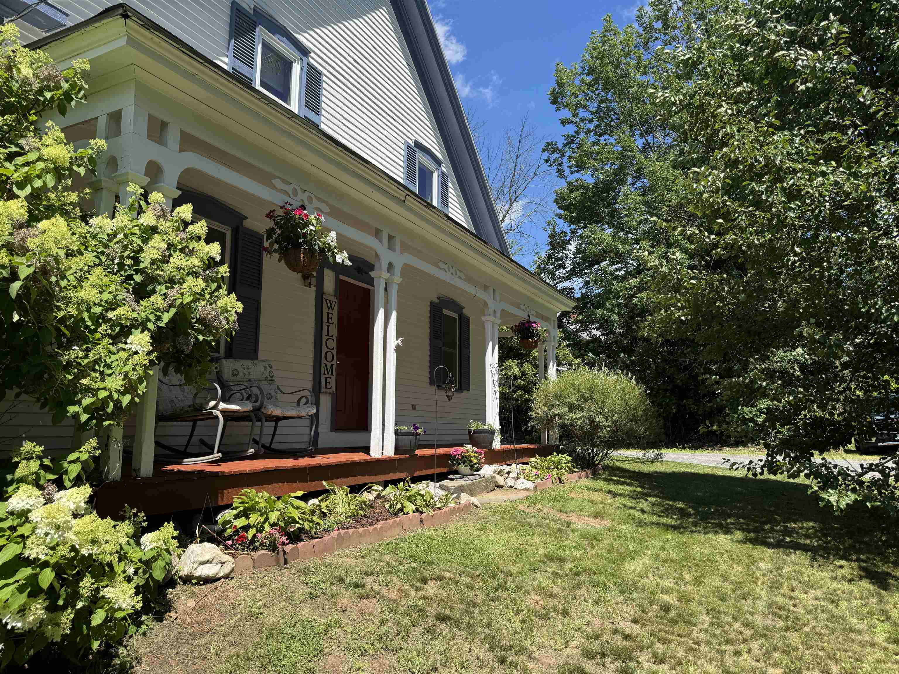136 Village Road Property Photo 8