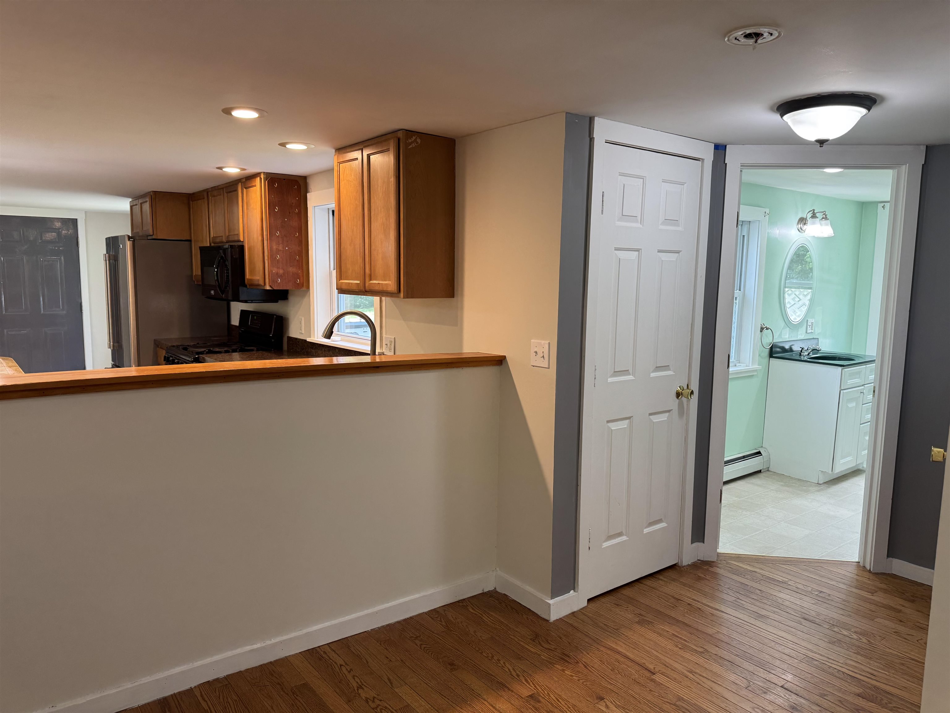 136 Village Road Property Photo 20