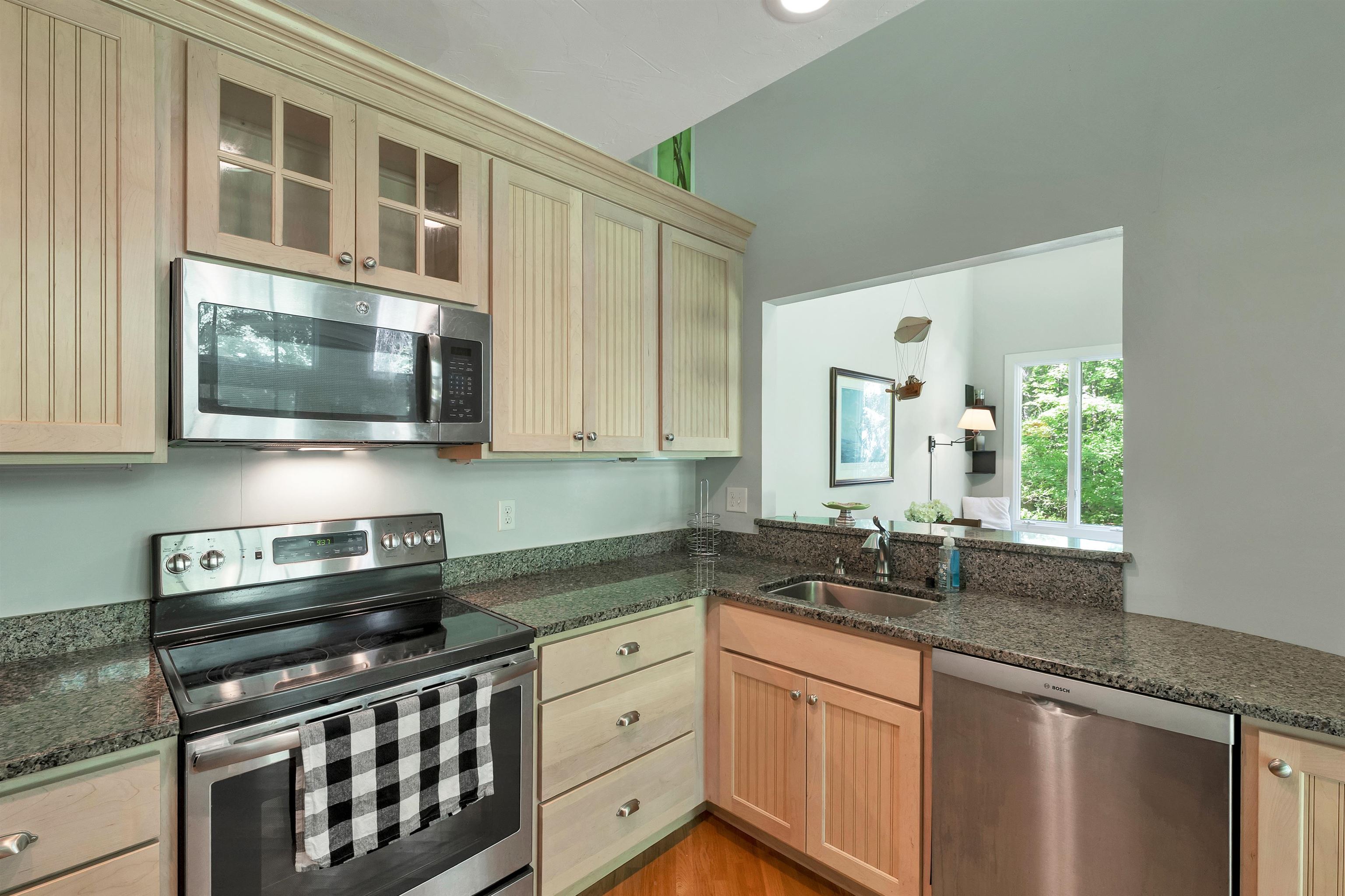 4 Farmhouse Lane Property Photo 15