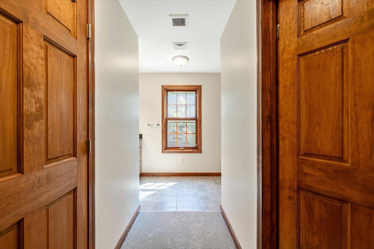 96 Hardscrabble Road Property Photo 37