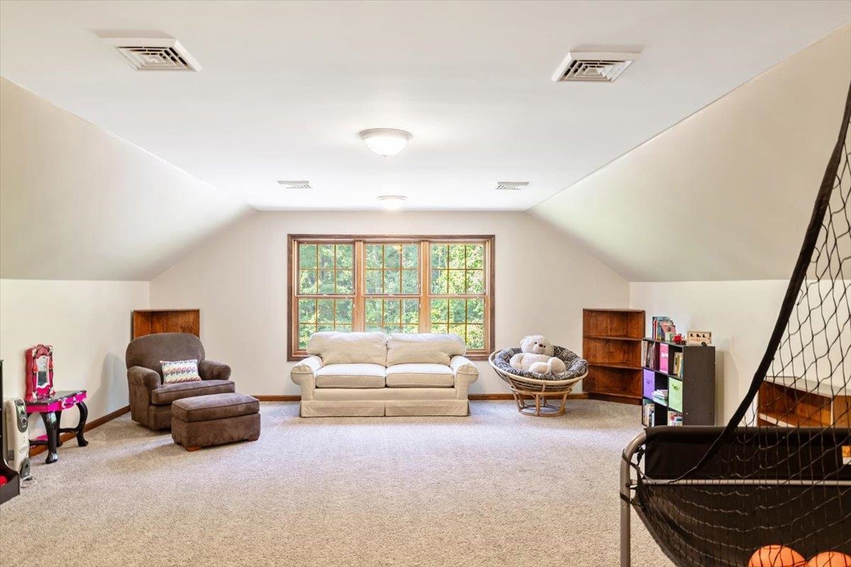 96 Hardscrabble Road Property Photo 45