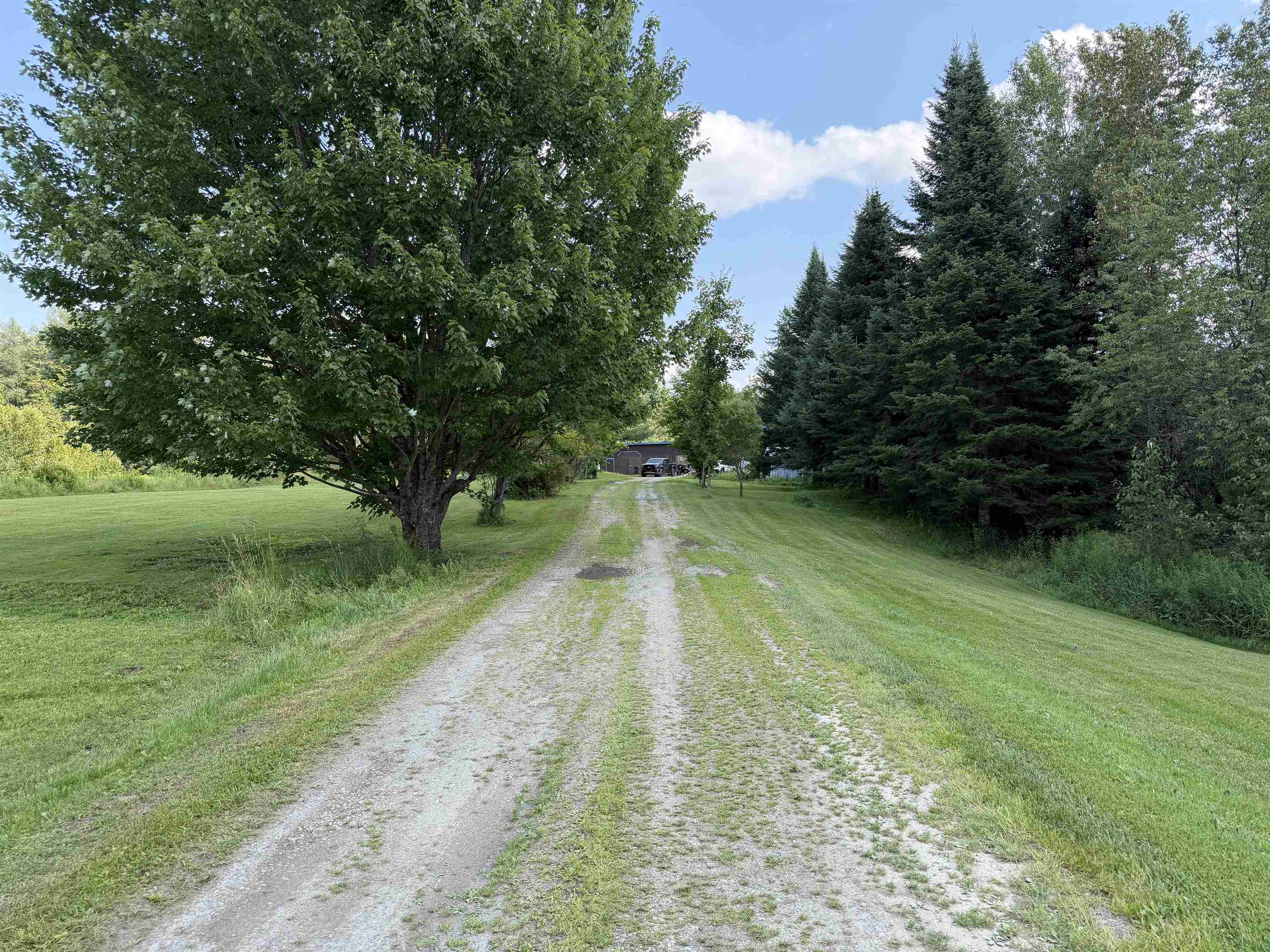928 Holland Pond Road Property Photo 1