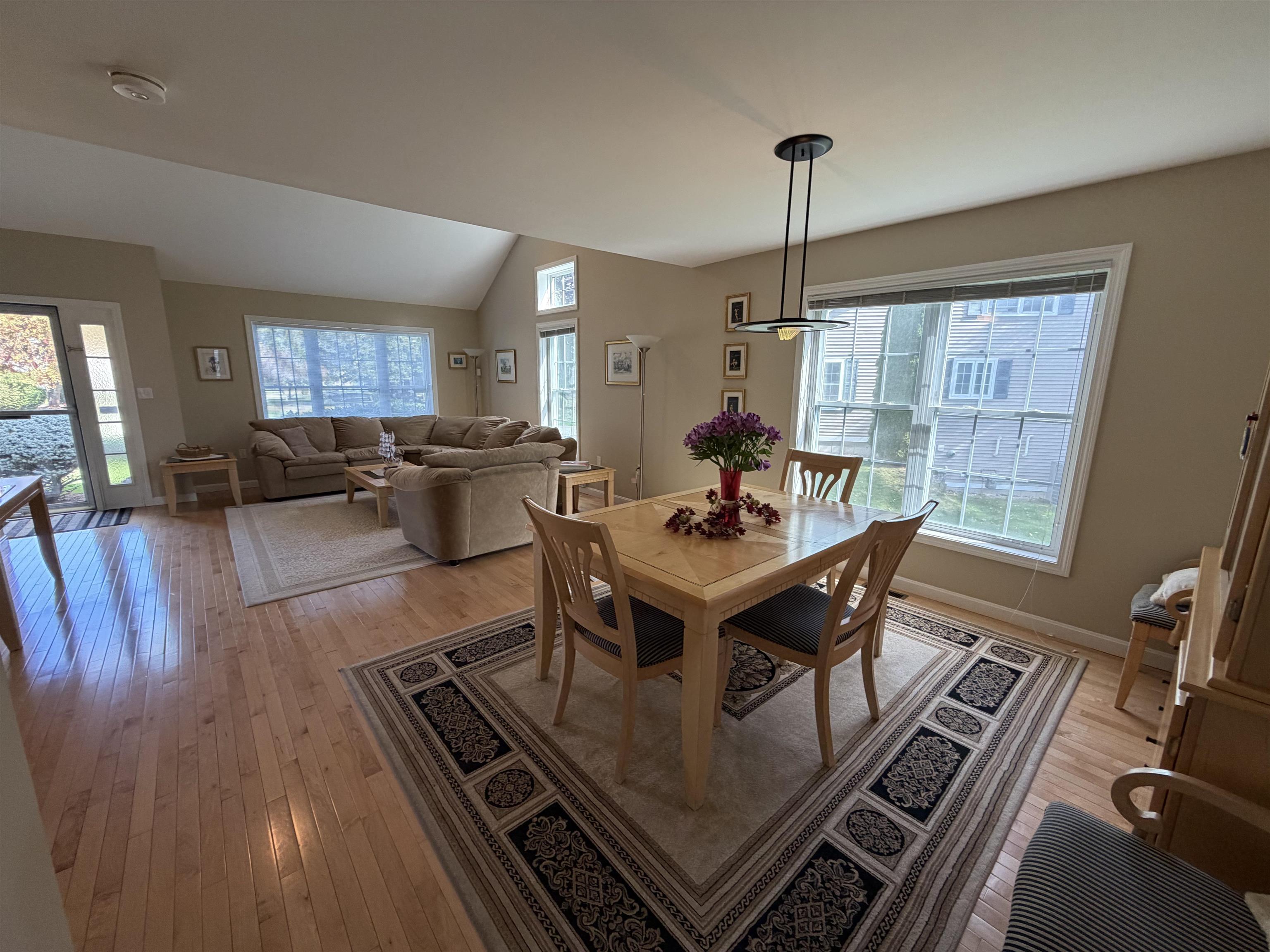 12 Twin Pond Circle Property Photo 7