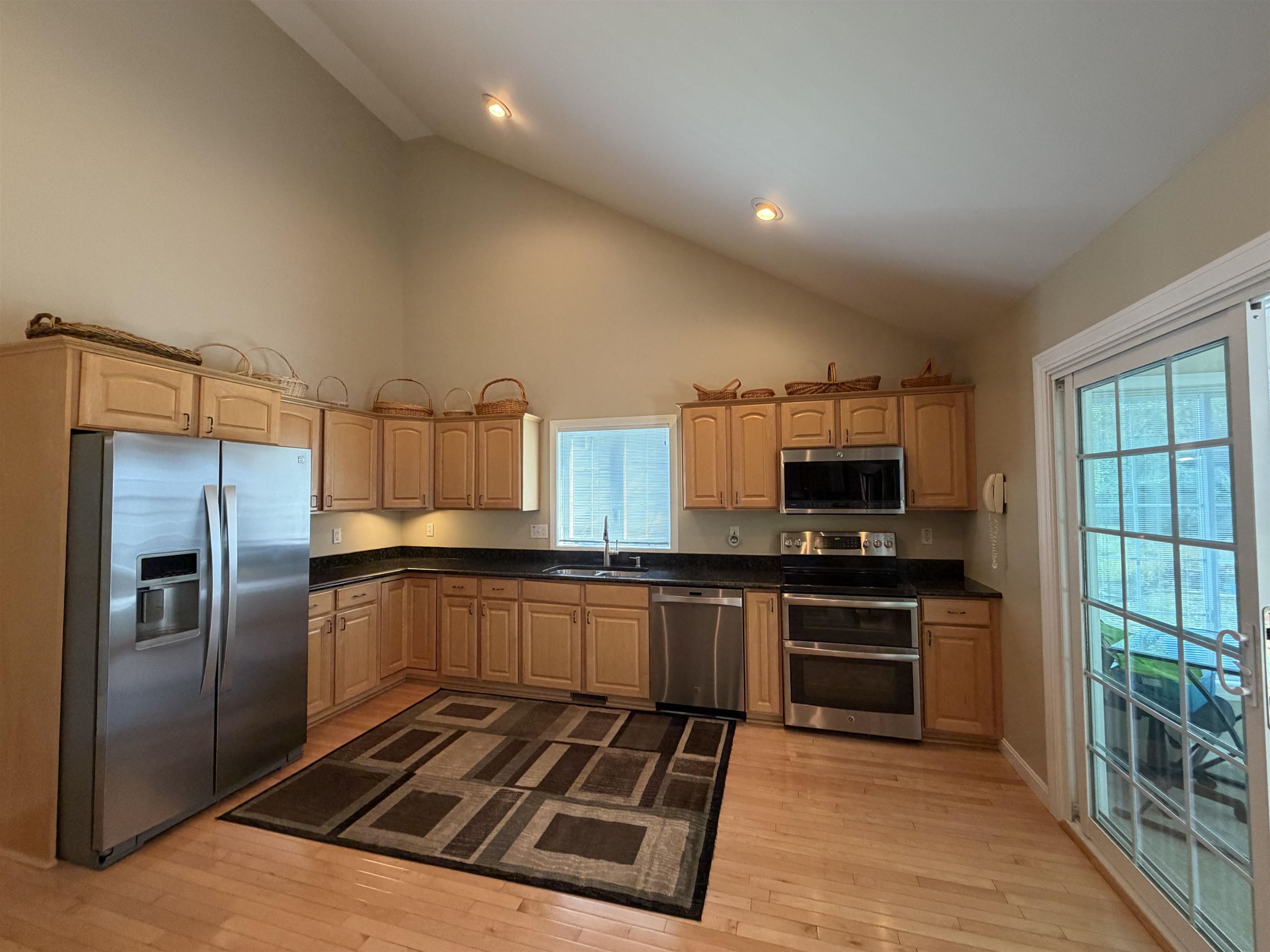 12 Twin Pond Circle Property Photo 8