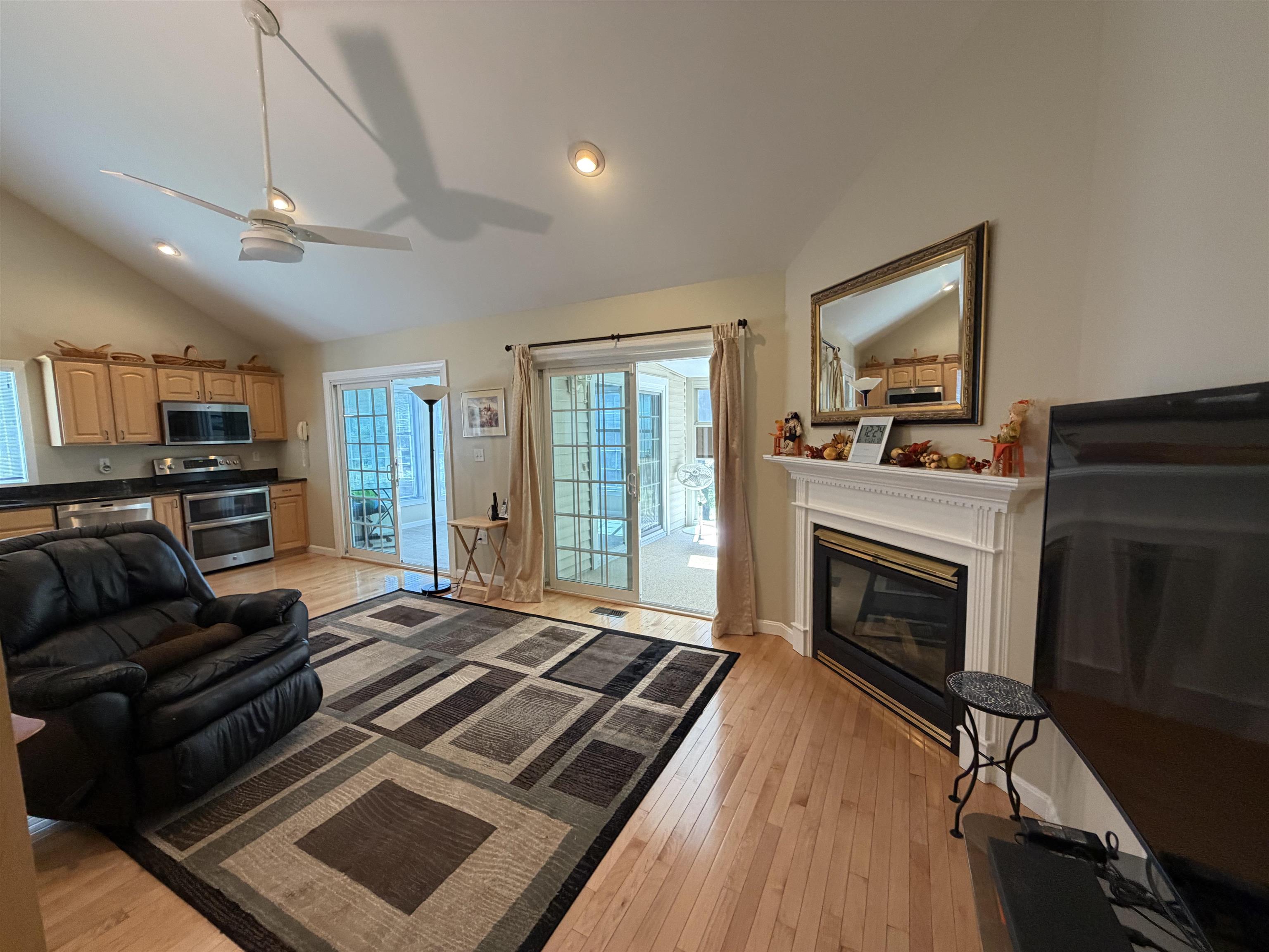 12 Twin Pond Circle Property Photo 10