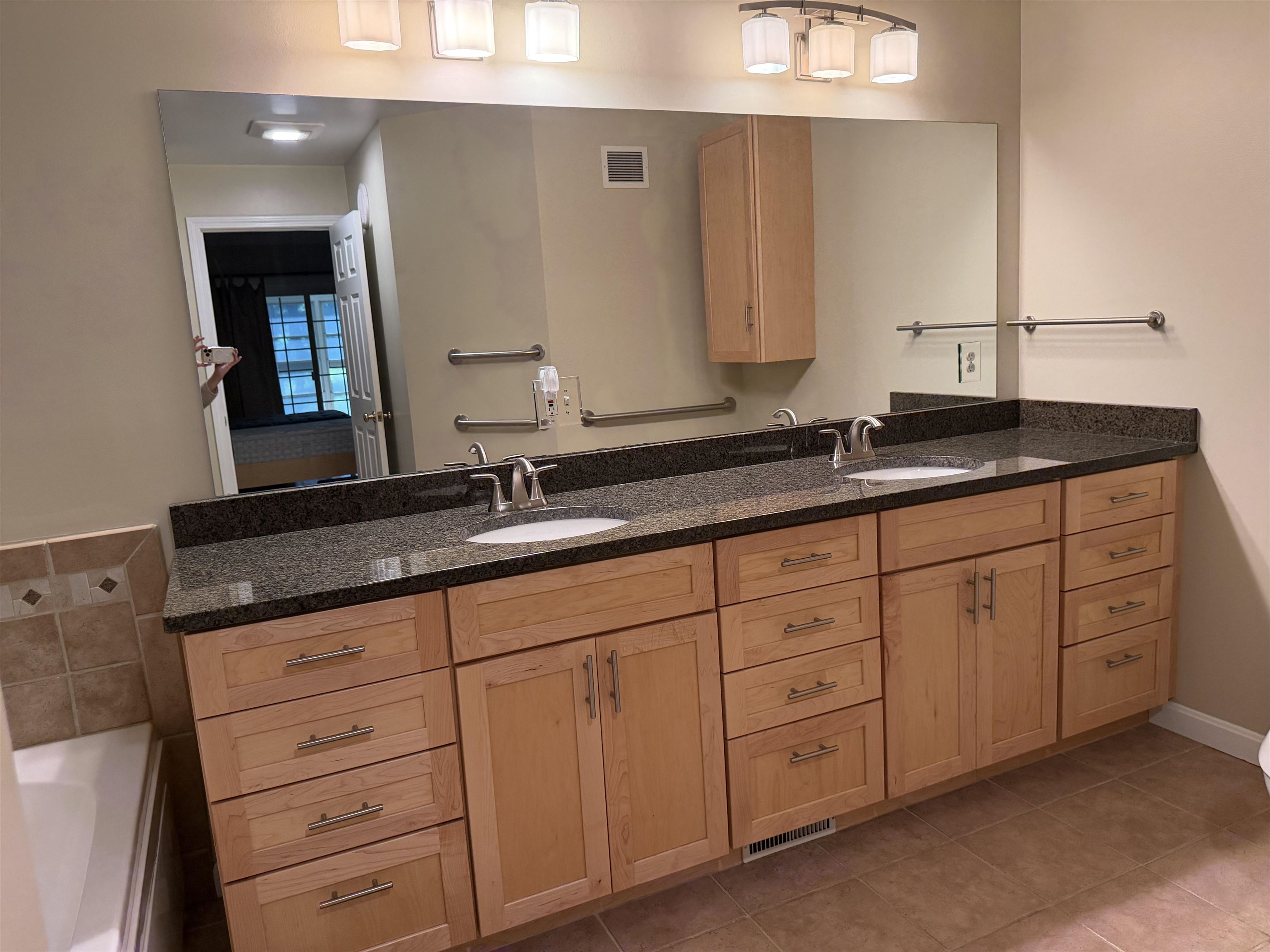 12 Twin Pond Circle Property Photo 18