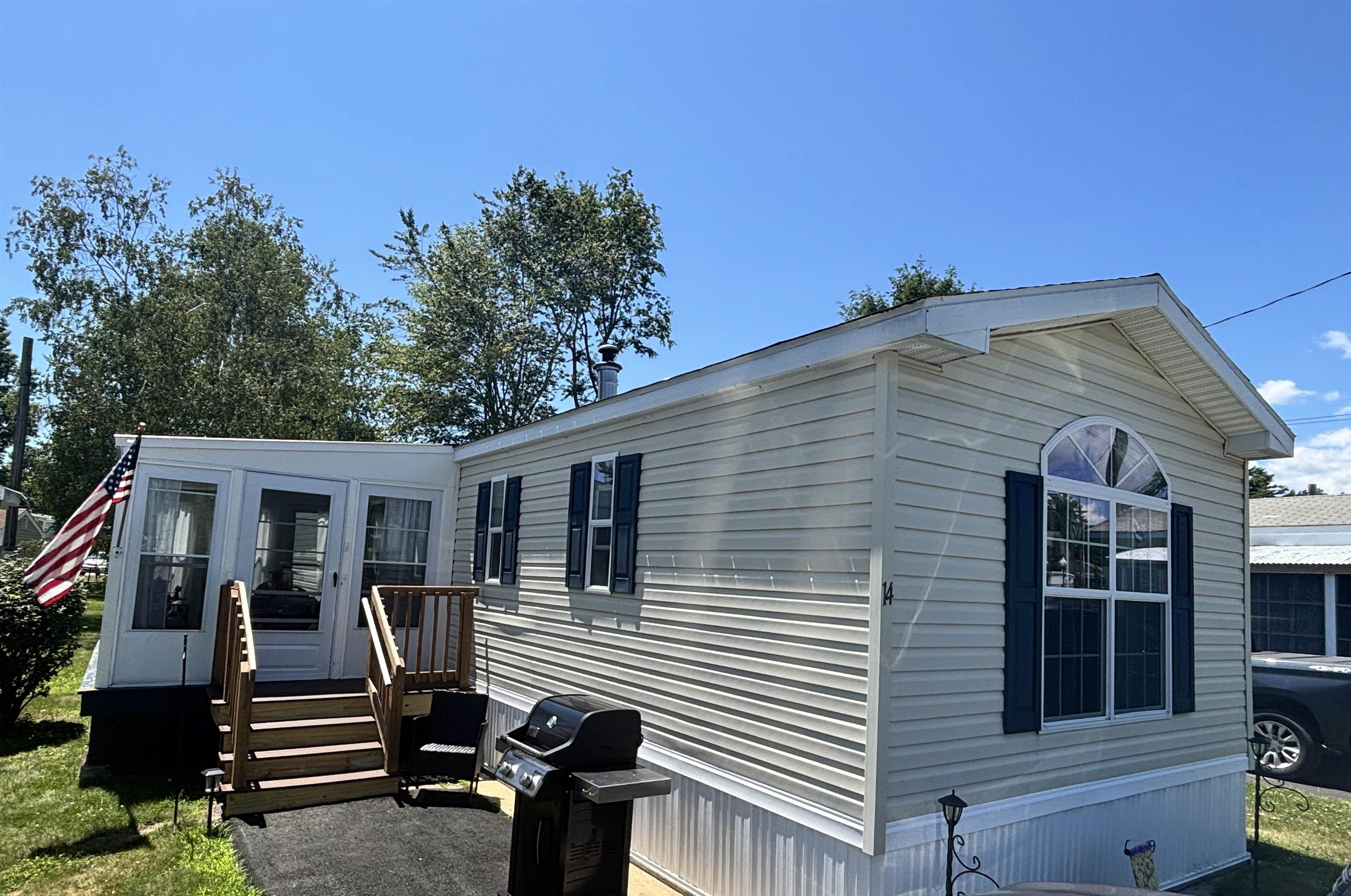 14 Chestnut Road Property Photo 1