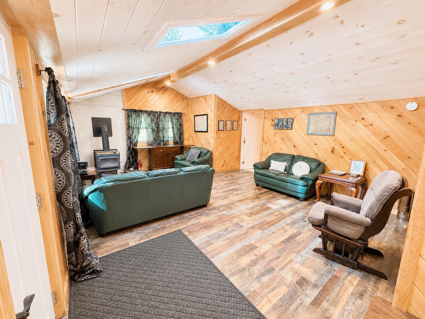 173 Beaver Meadow Road Property Photo 4