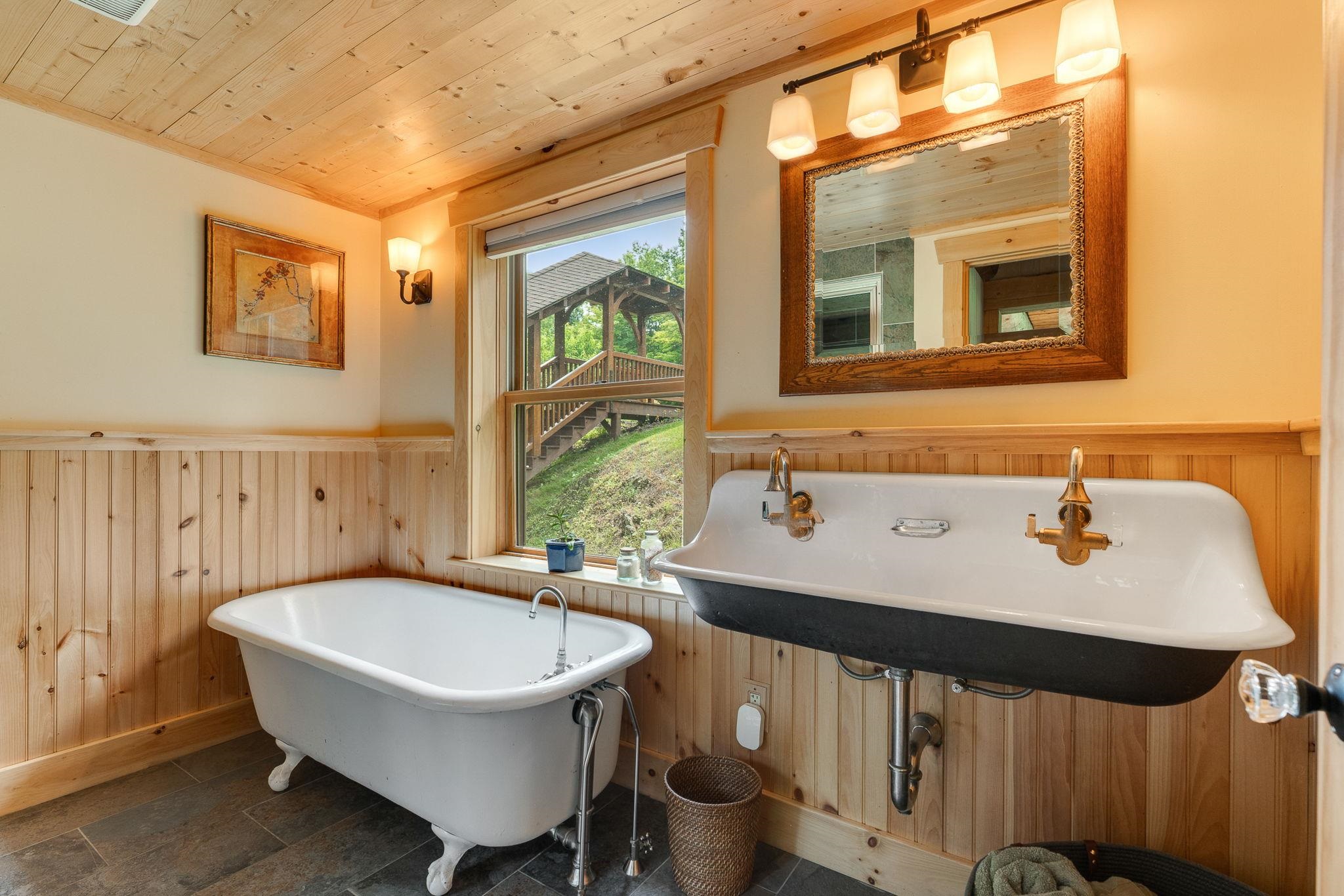 939 Chamberlin Road Property Photo 35