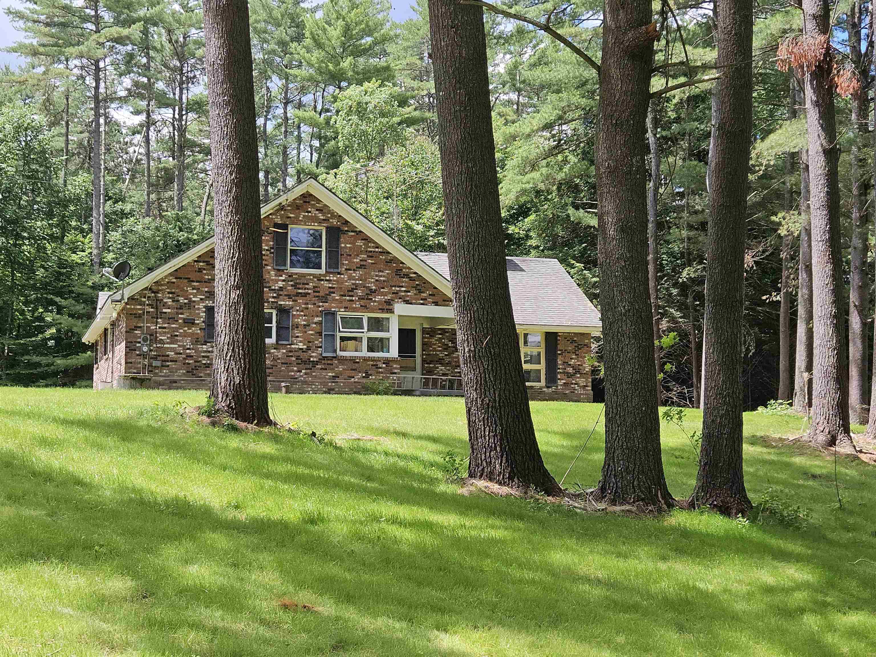 14 Bellmore Drive Property Photo 2