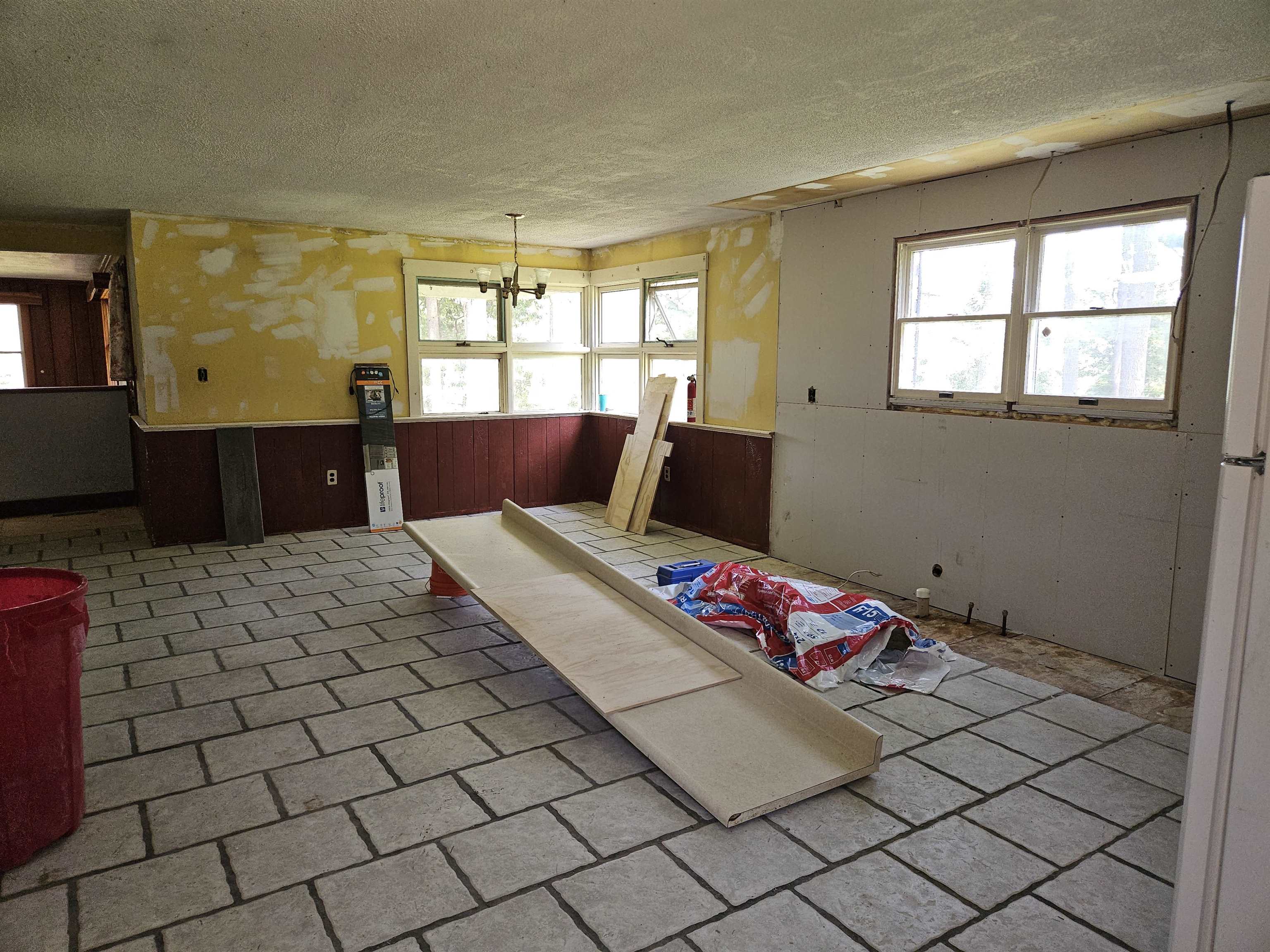 14 Bellmore Drive Property Photo 4