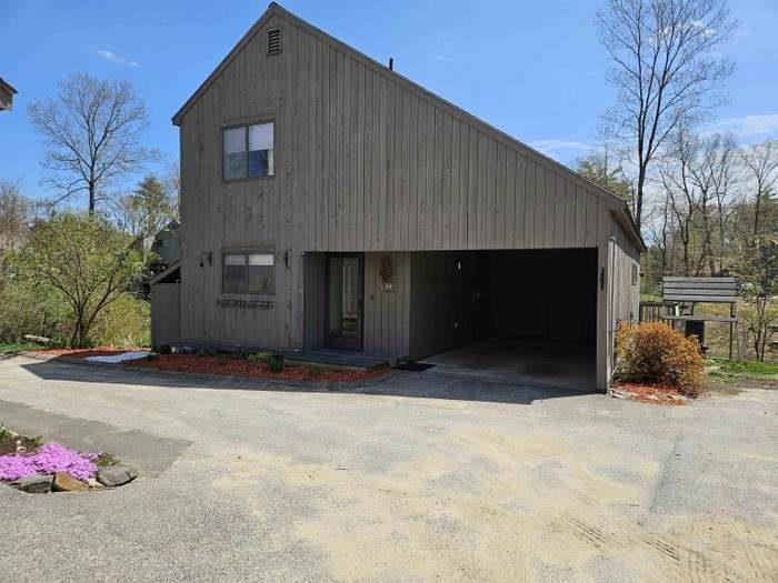48 Coburn Woods Drive Property Photo 1