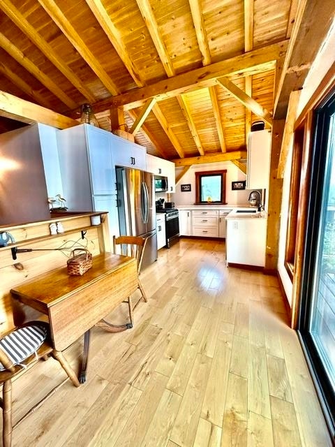 225 Redfield Road Property Photo 4