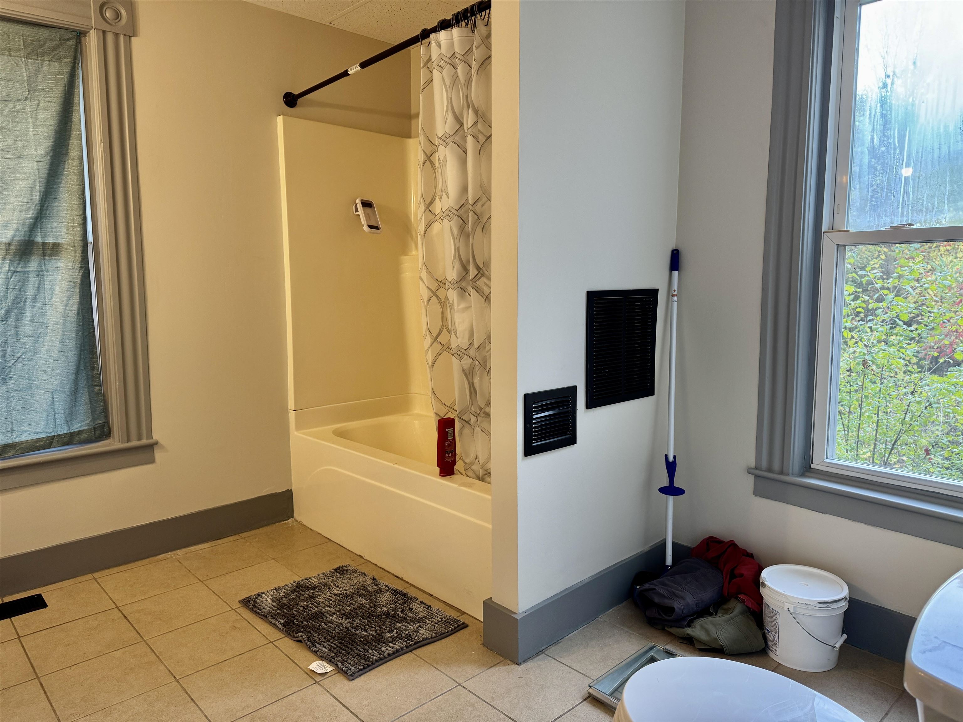 6 Hooker Avenue Property Photo 9