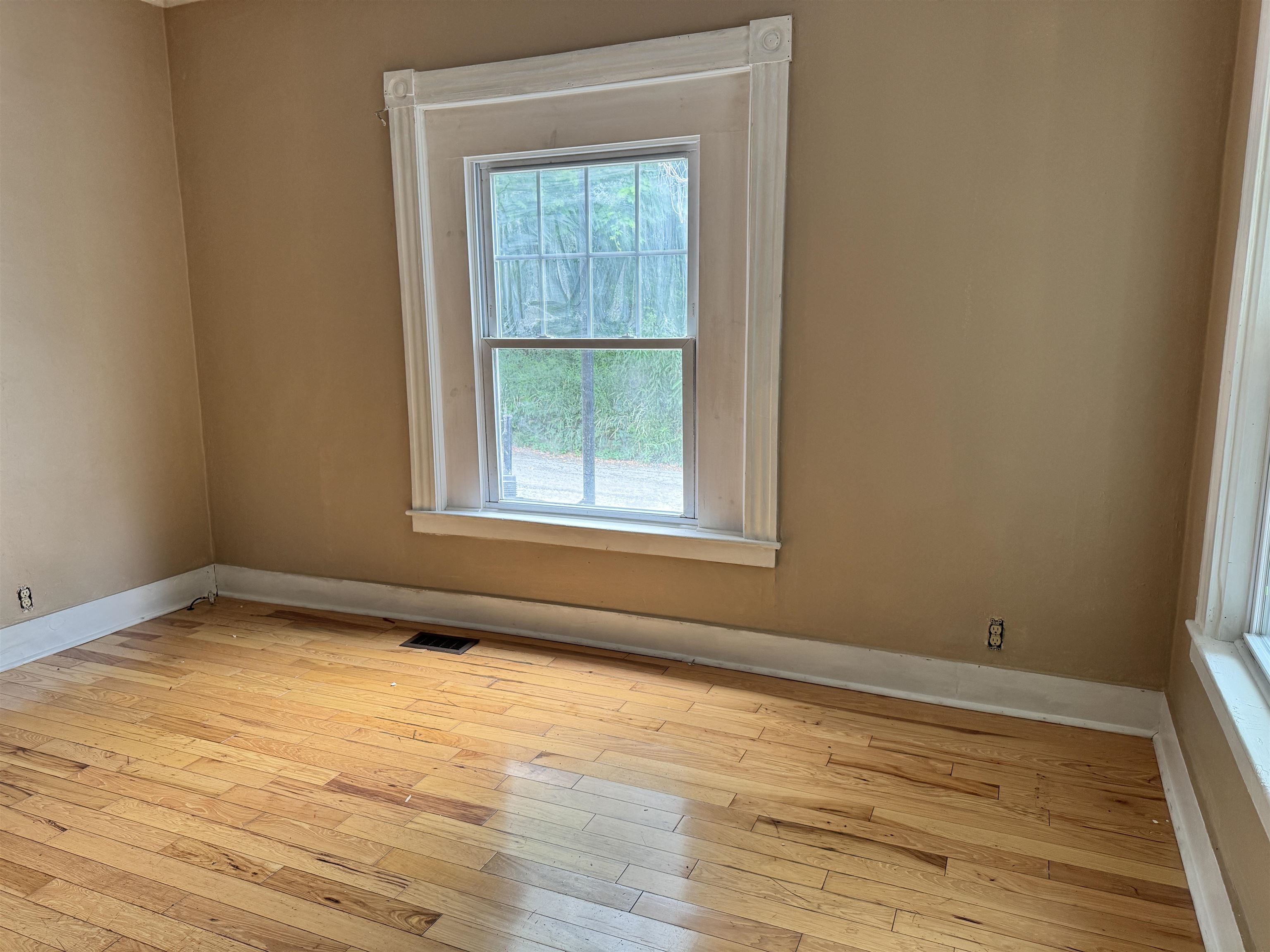 6 Hooker Avenue Property Photo 23