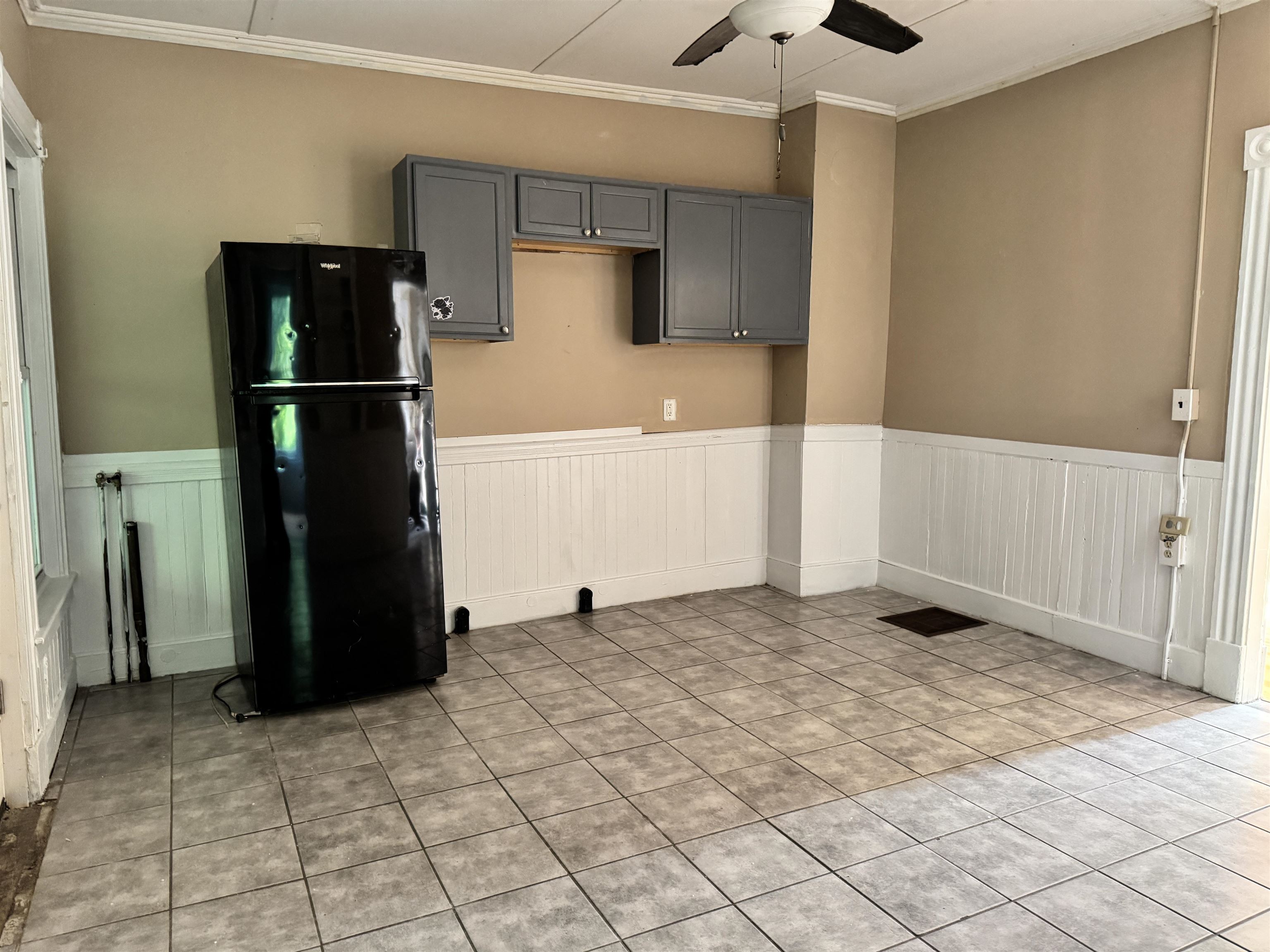 6 Hooker Avenue Property Photo 28