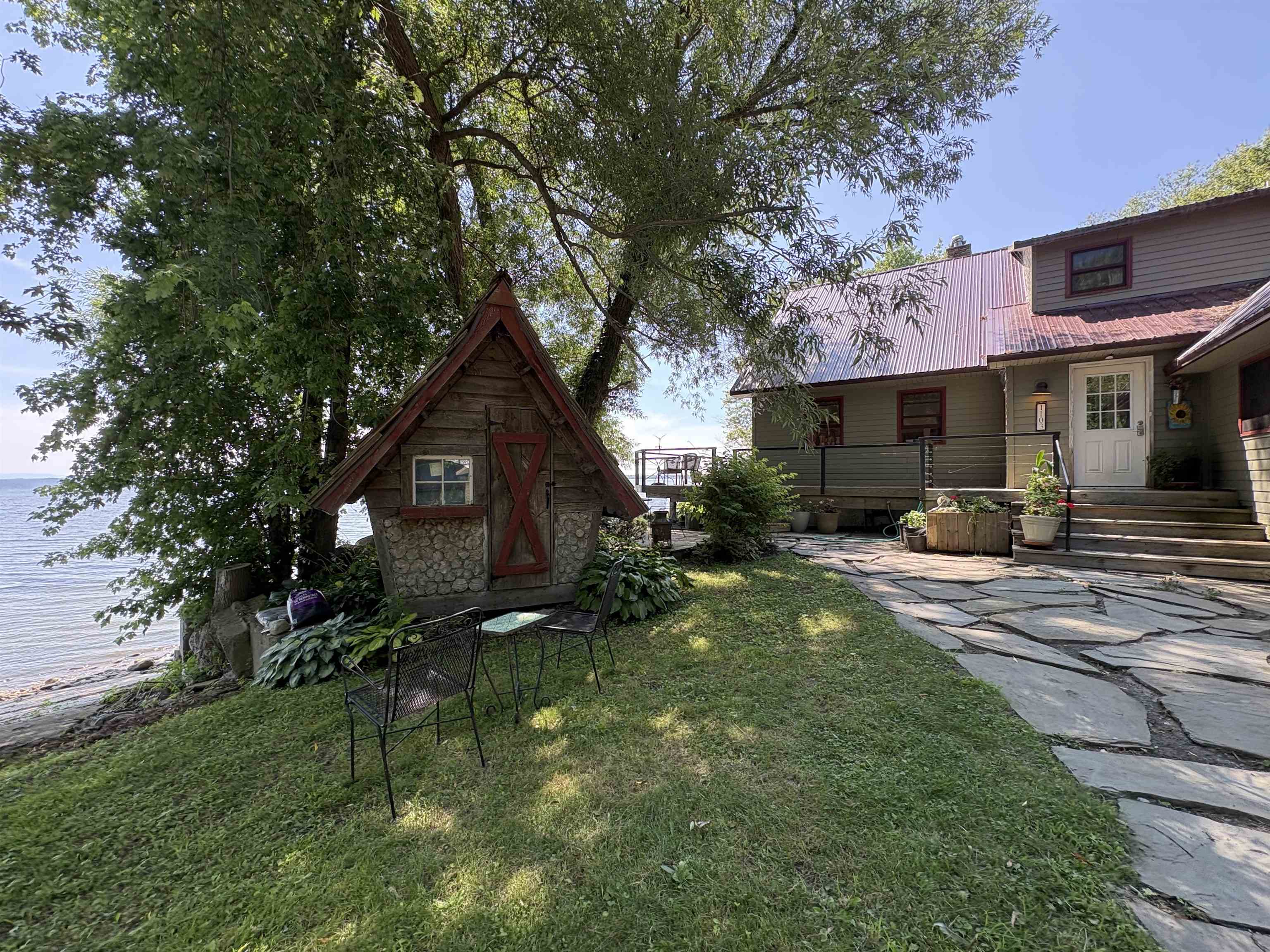 1103 Firehouse Road Property Photo 1