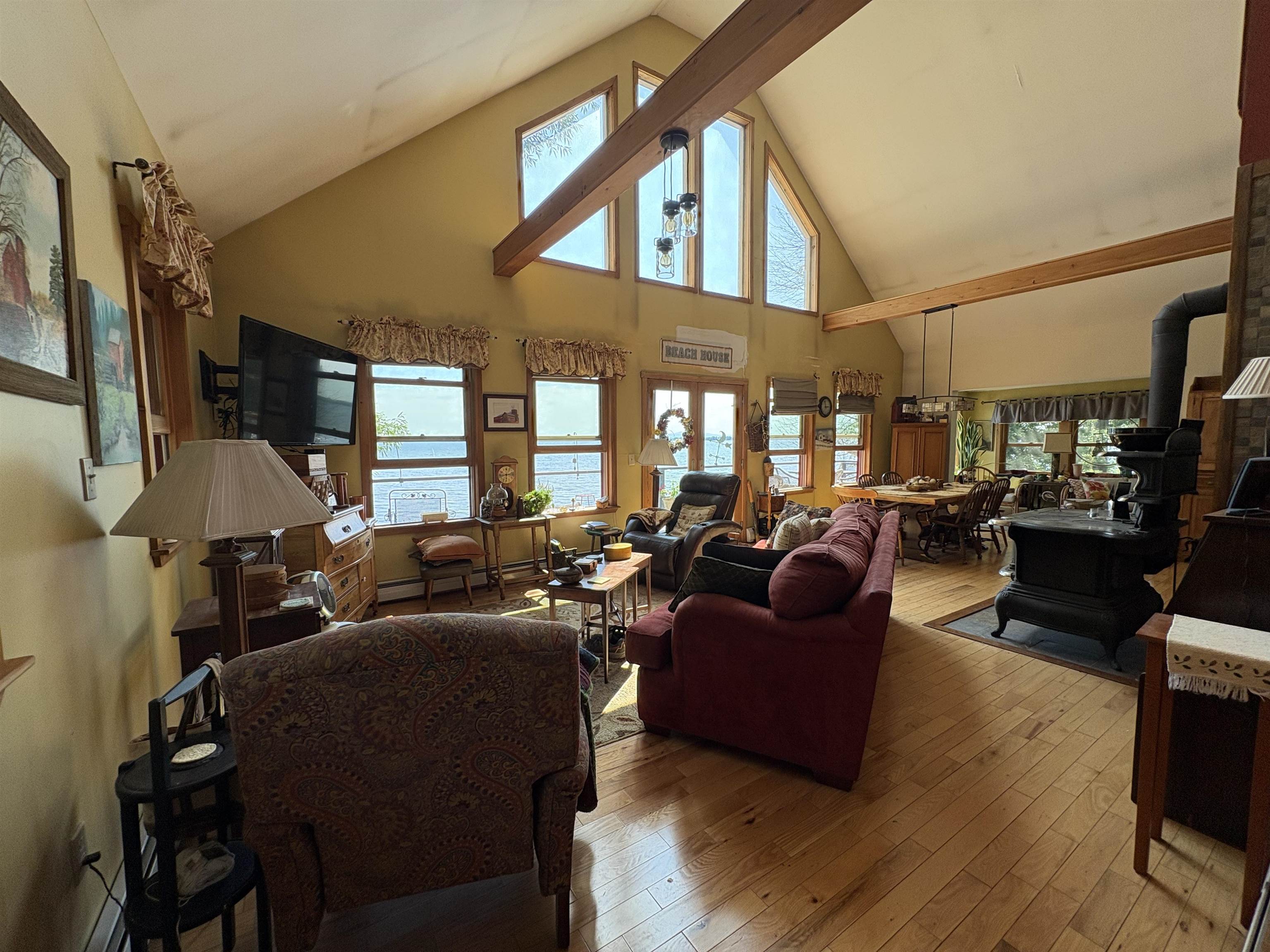 1103 Firehouse Road Property Photo 8