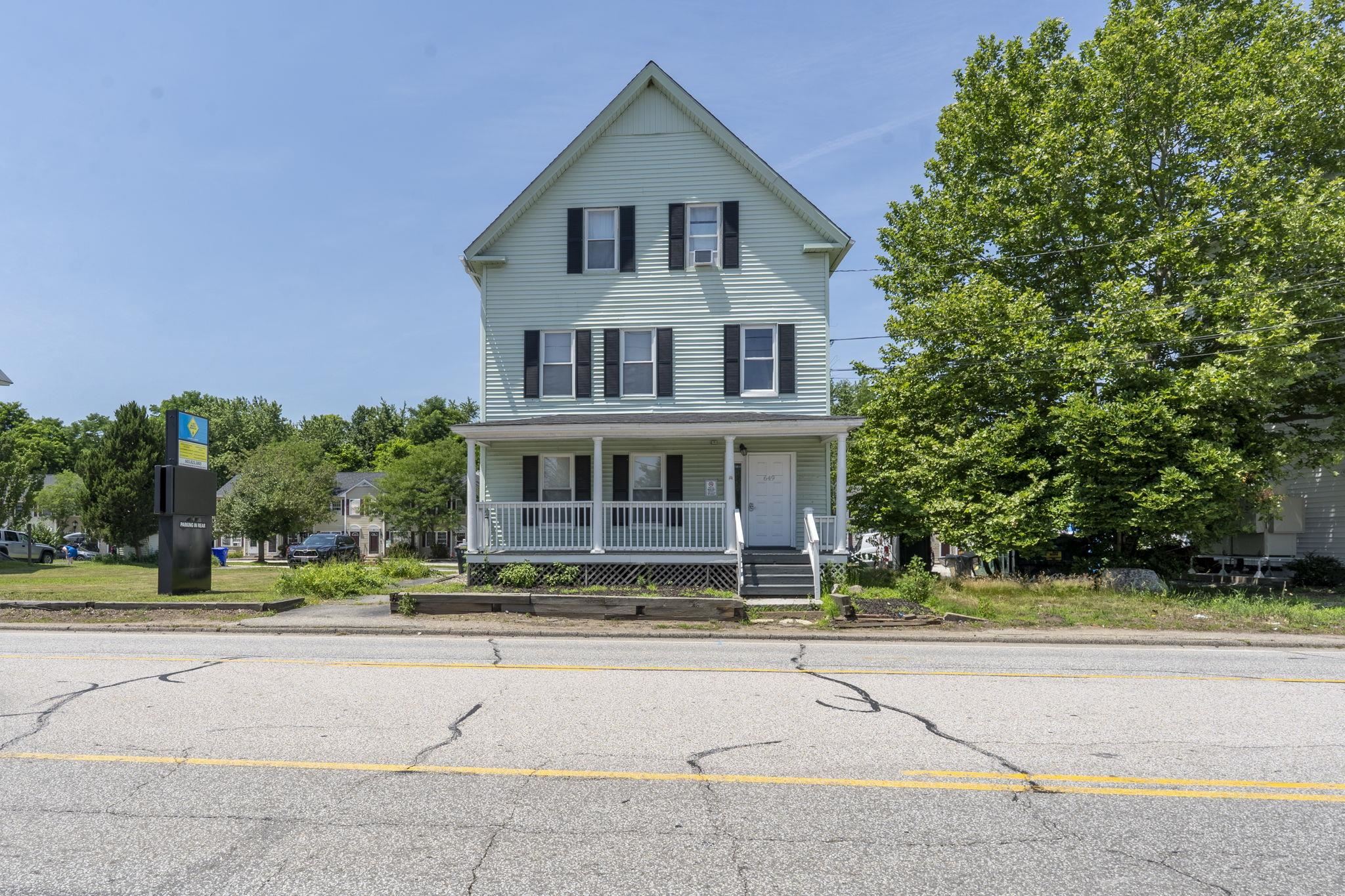 649 Second Street Property Photo 2