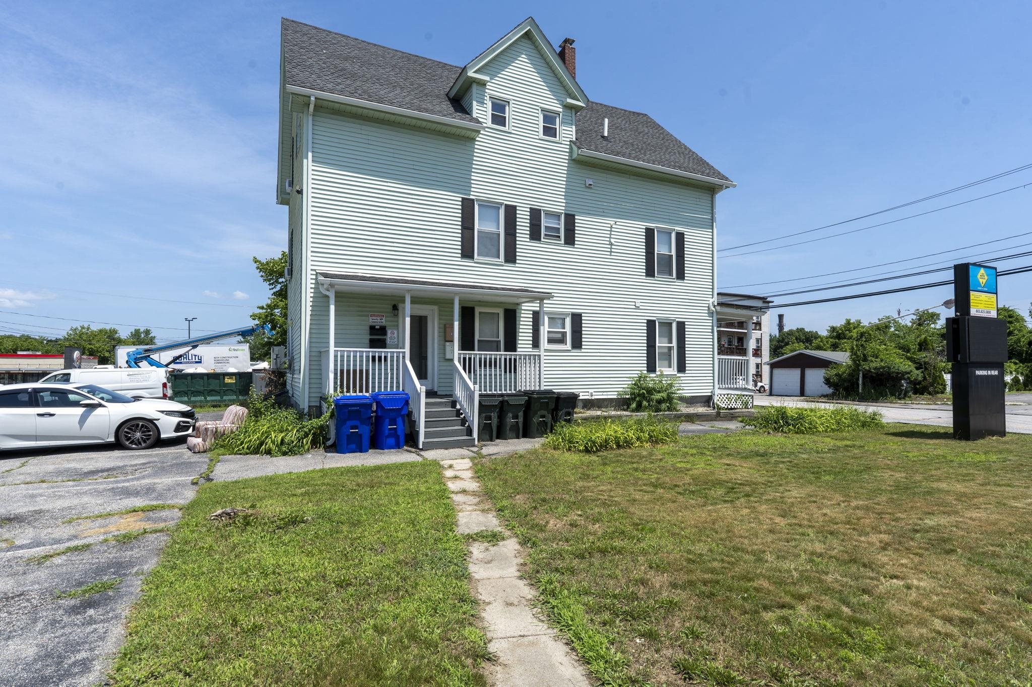 649 Second Street Property Photo 3