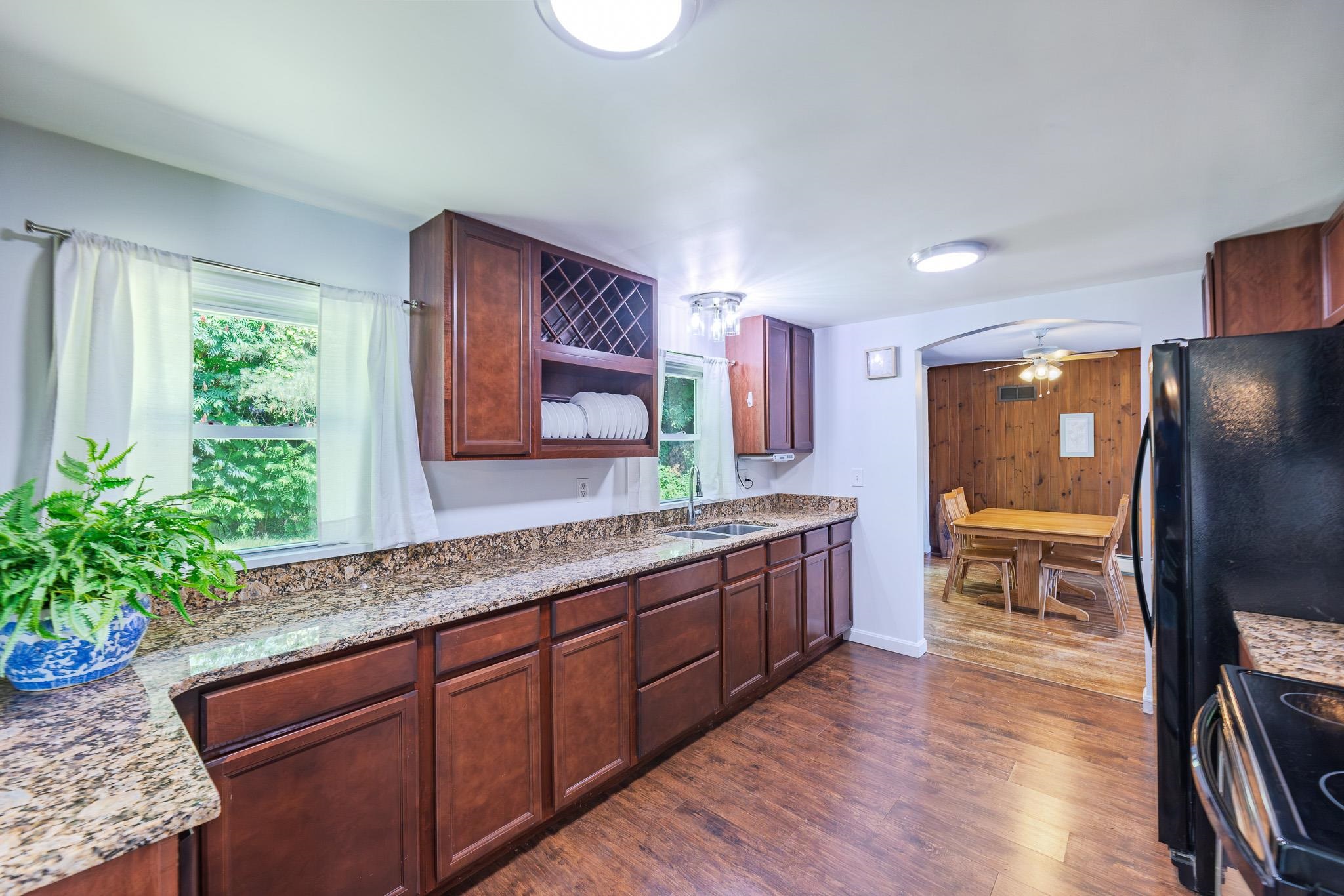 210 Hanover Street Property Photo 17