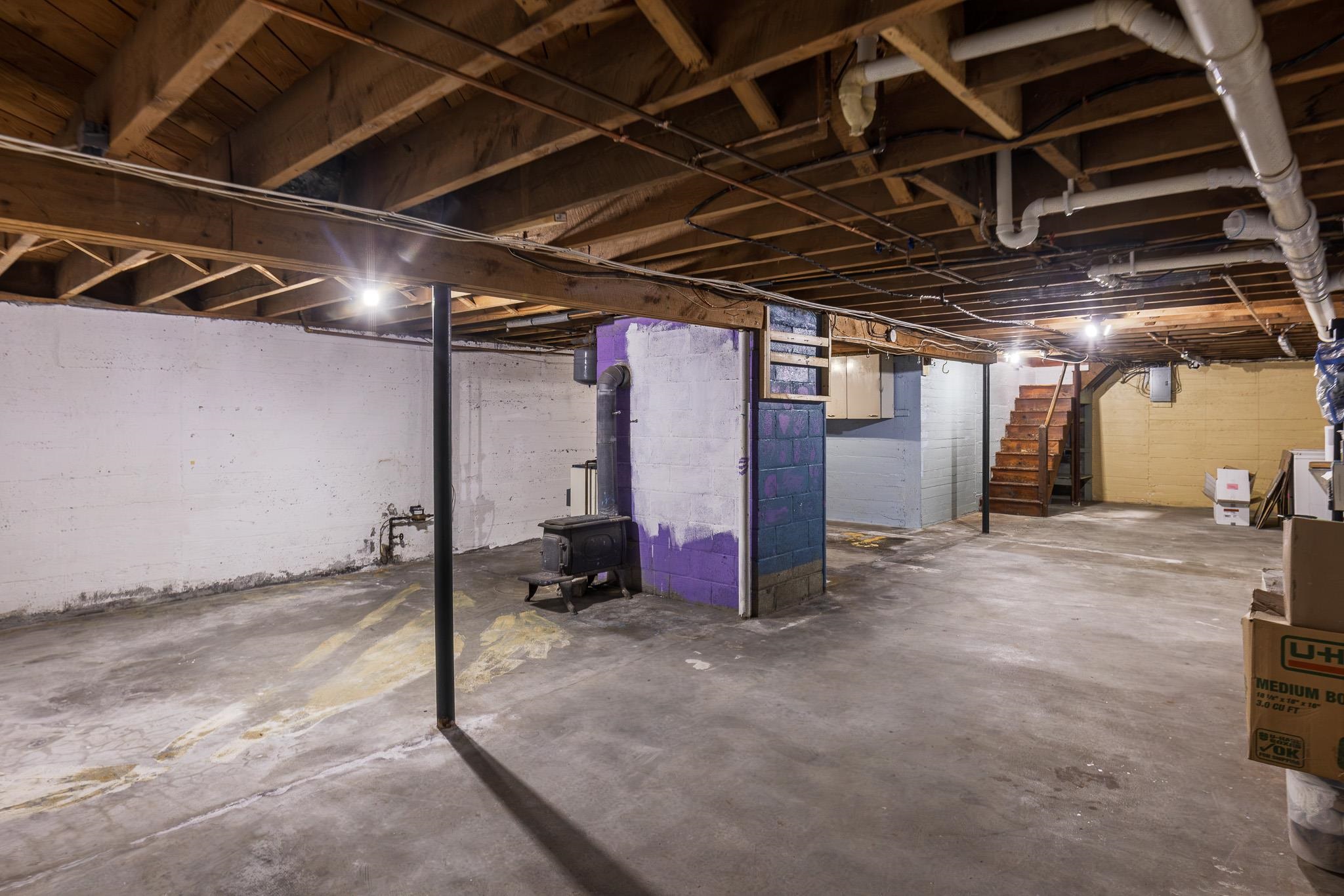 210 Hanover Street Property Photo 32