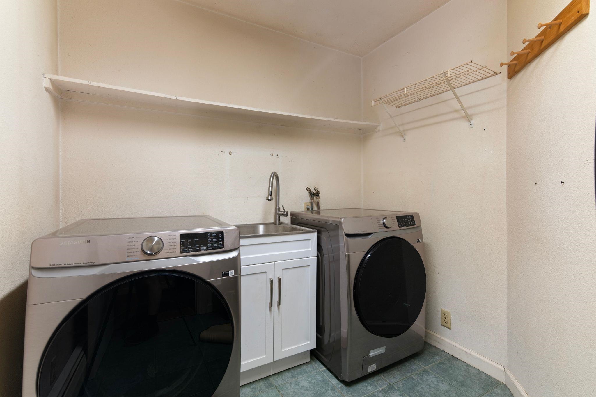13 Brookside Lane Property Photo 9