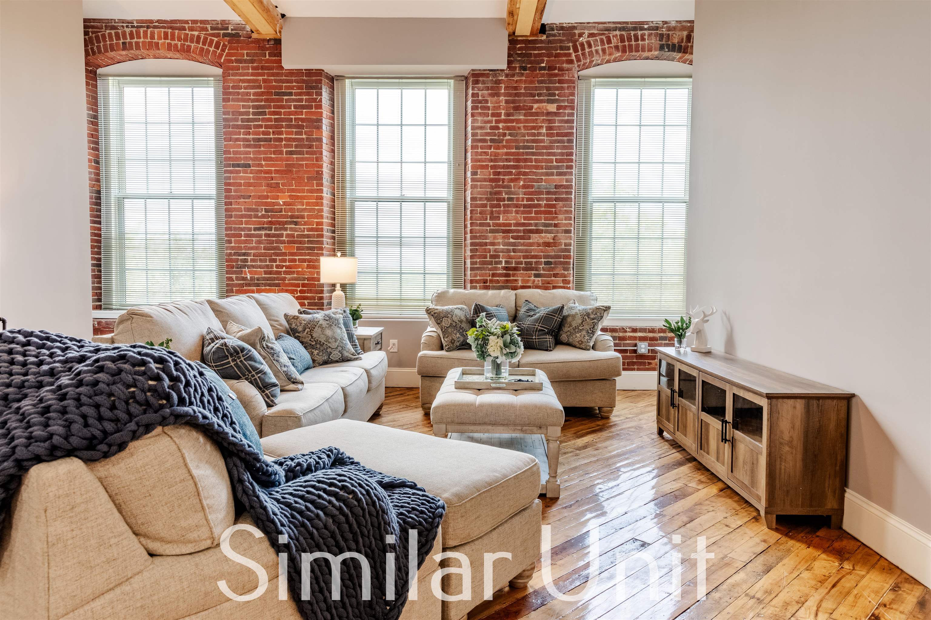 25 Canal Street Property Photo 8