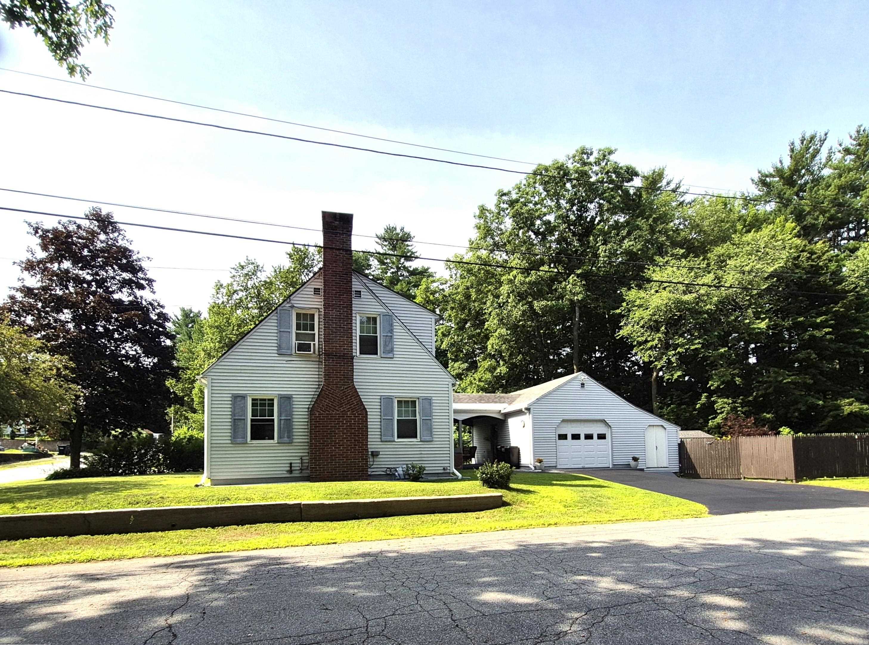 20 Bay Street Property Photo 5