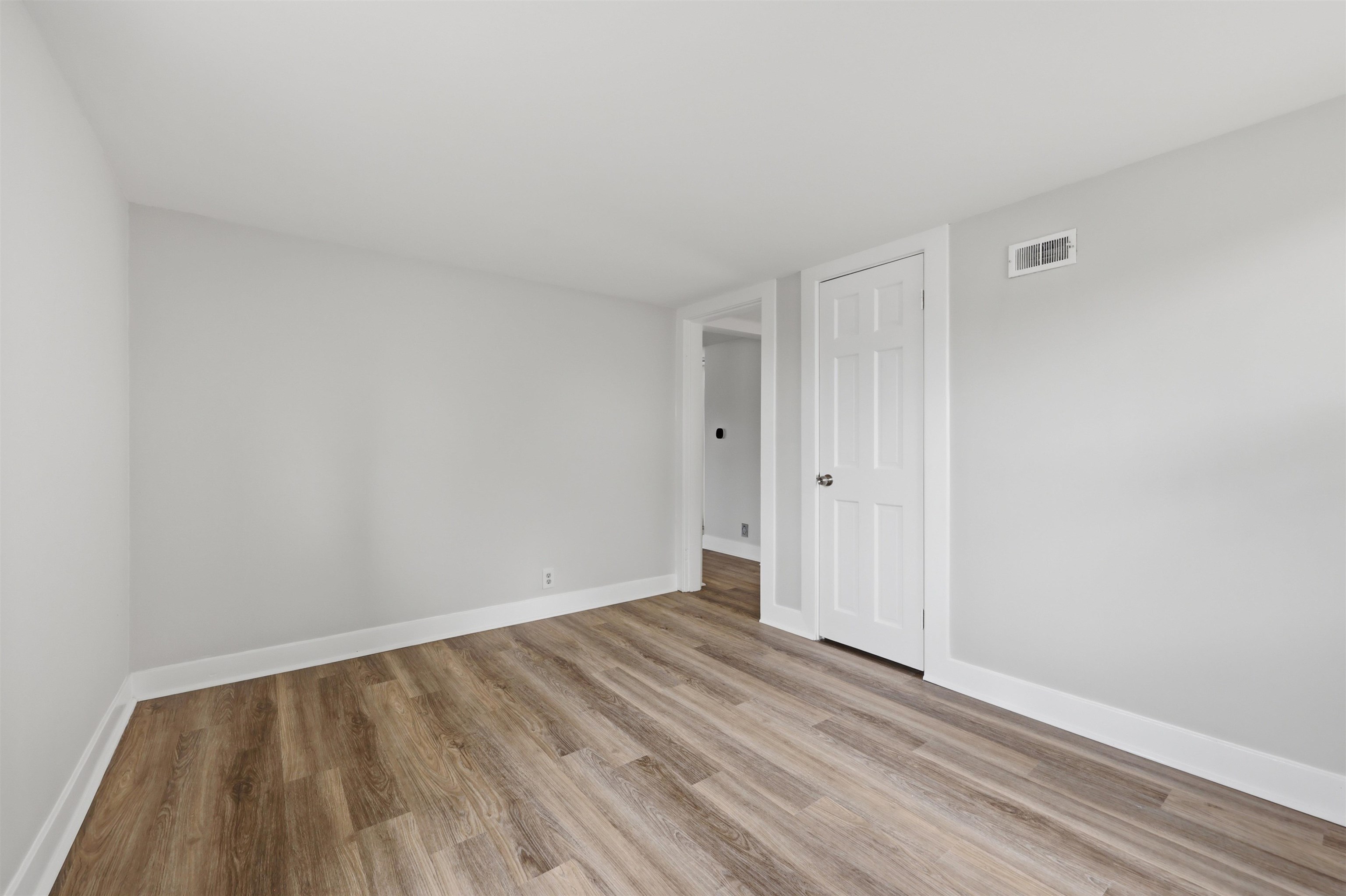 12 Morton Street Property Photo 16