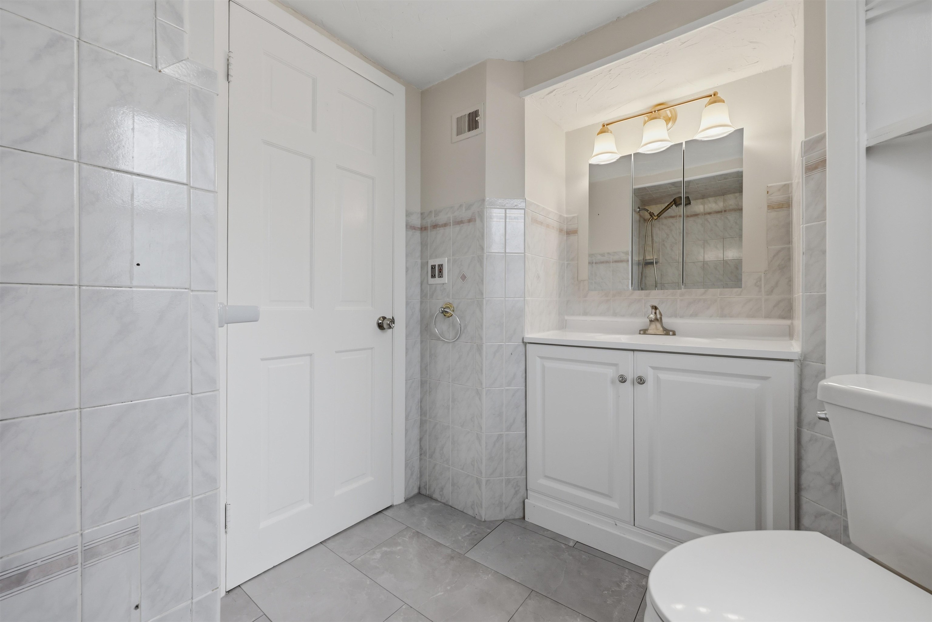 12 Morton Street Property Photo 19