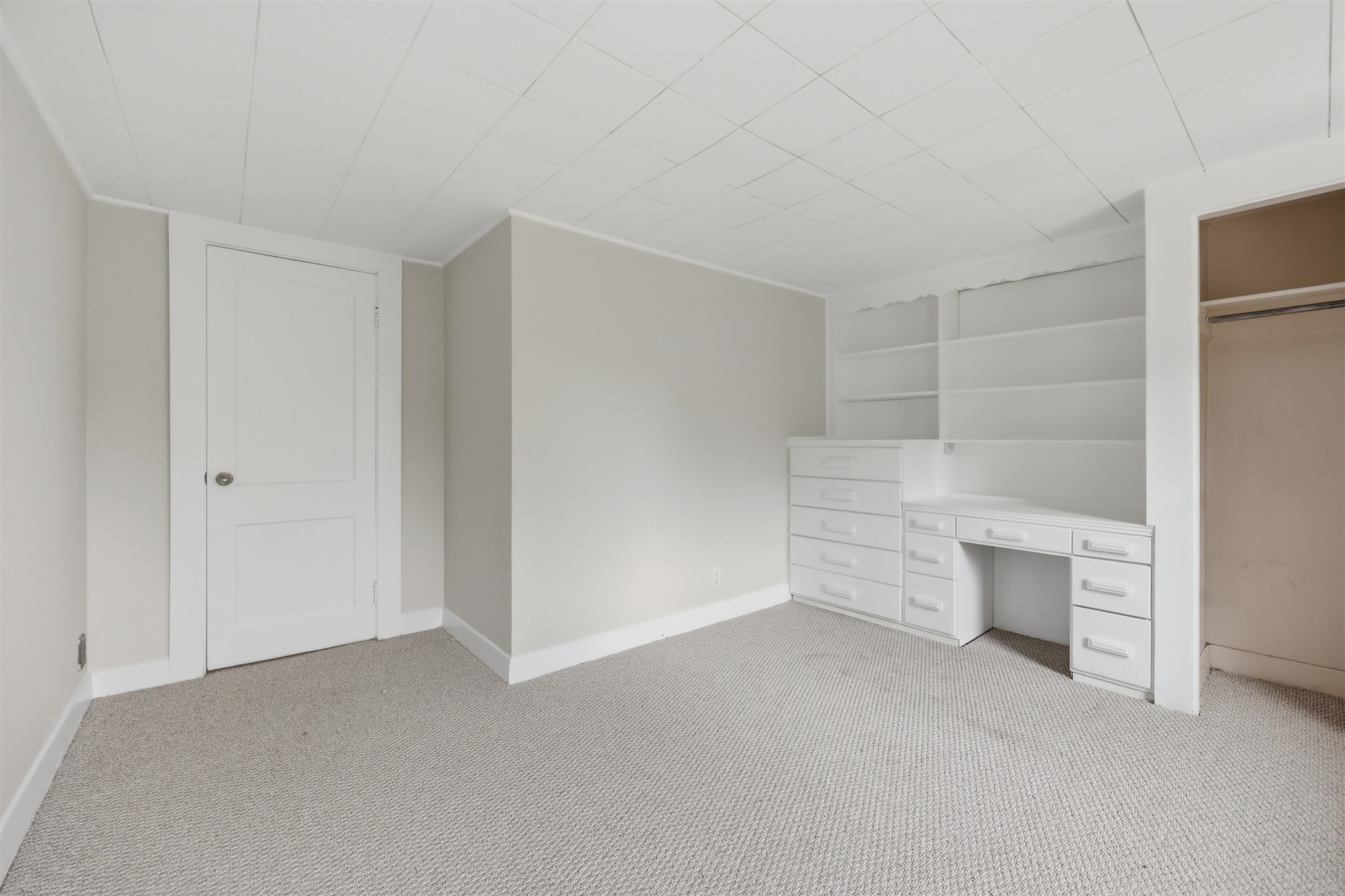 12 Morton Street Property Photo 24