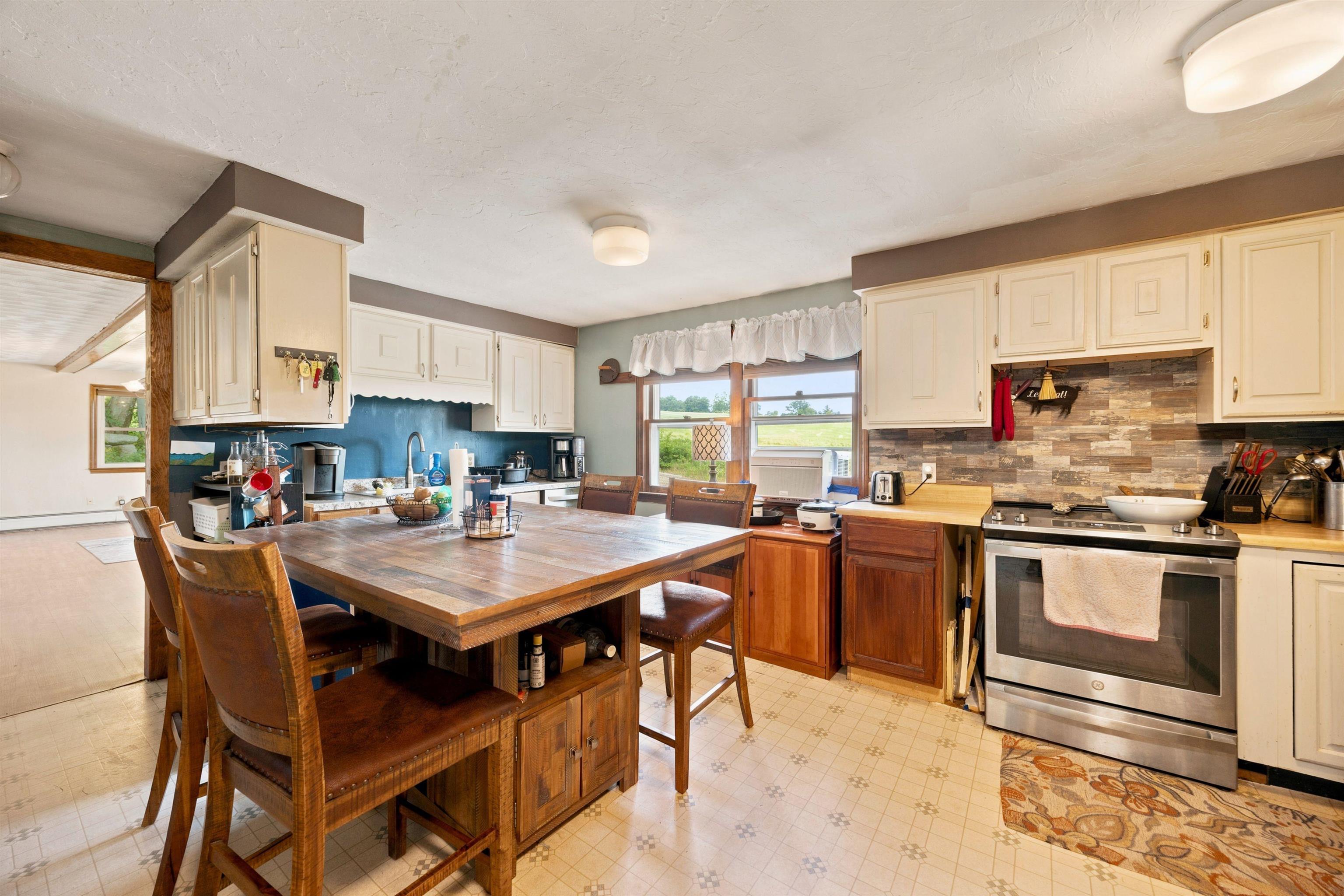 38 Storrs Drive Property Photo 20