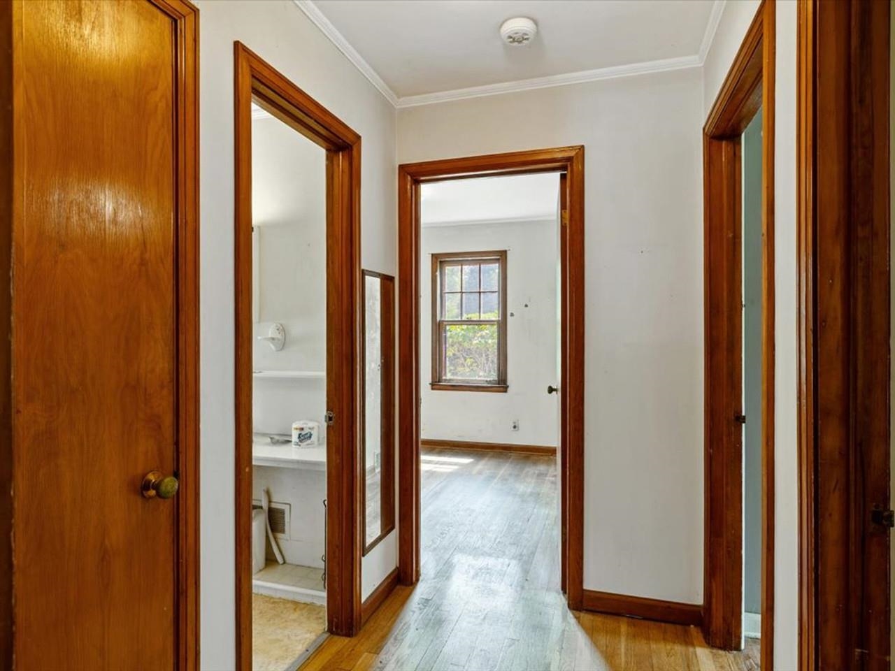 108 Iroquois Avenue Property Photo 13