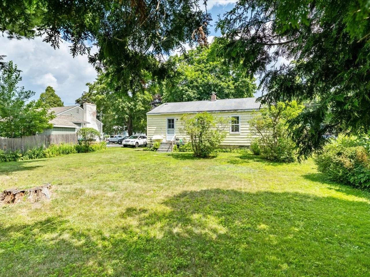 108 Iroquois Avenue Property Photo 29