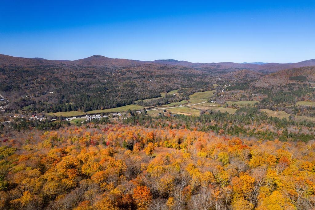 00 Markham Lane Property Photo 16